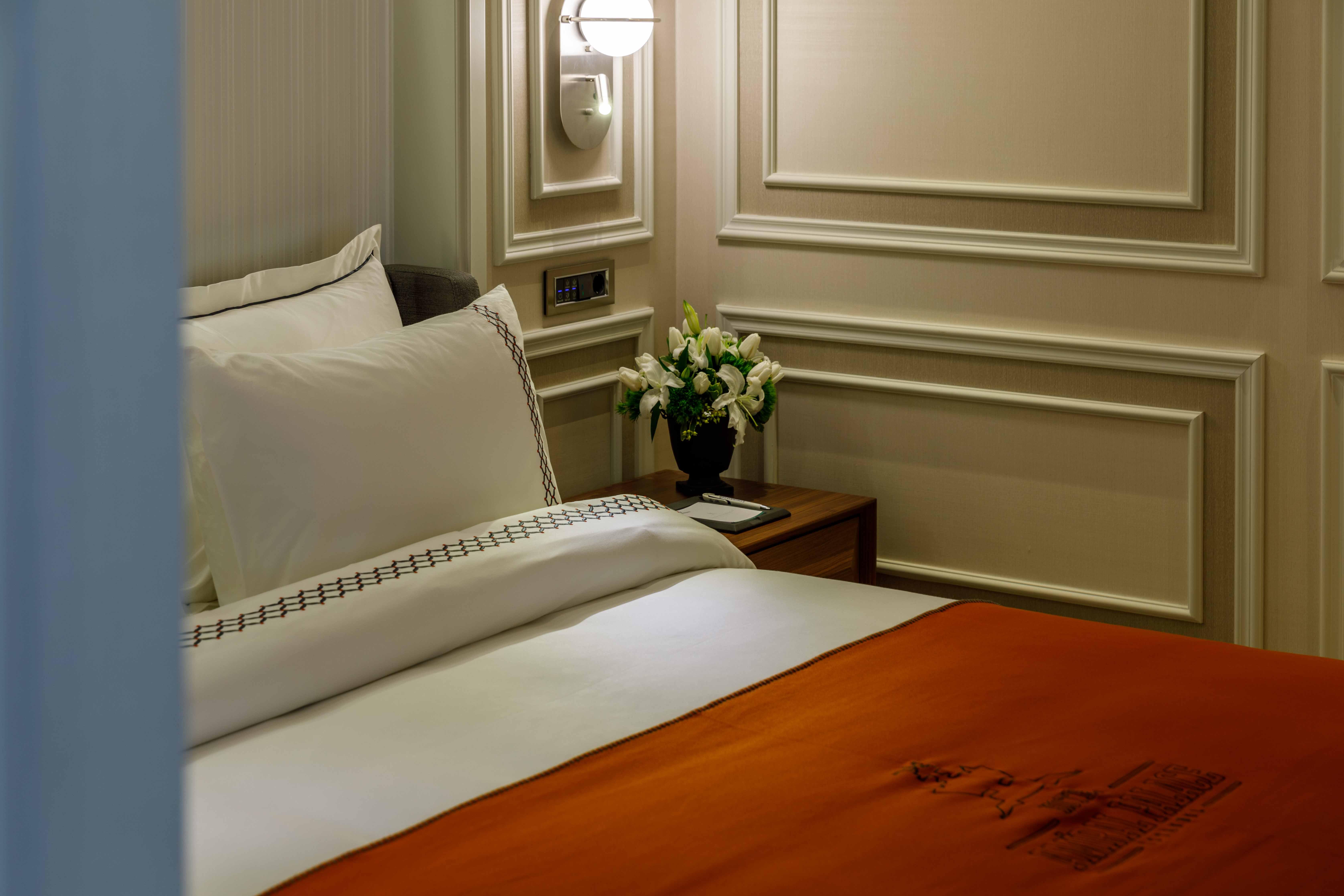 Amiral Palace Boutique Class Hotel 4*