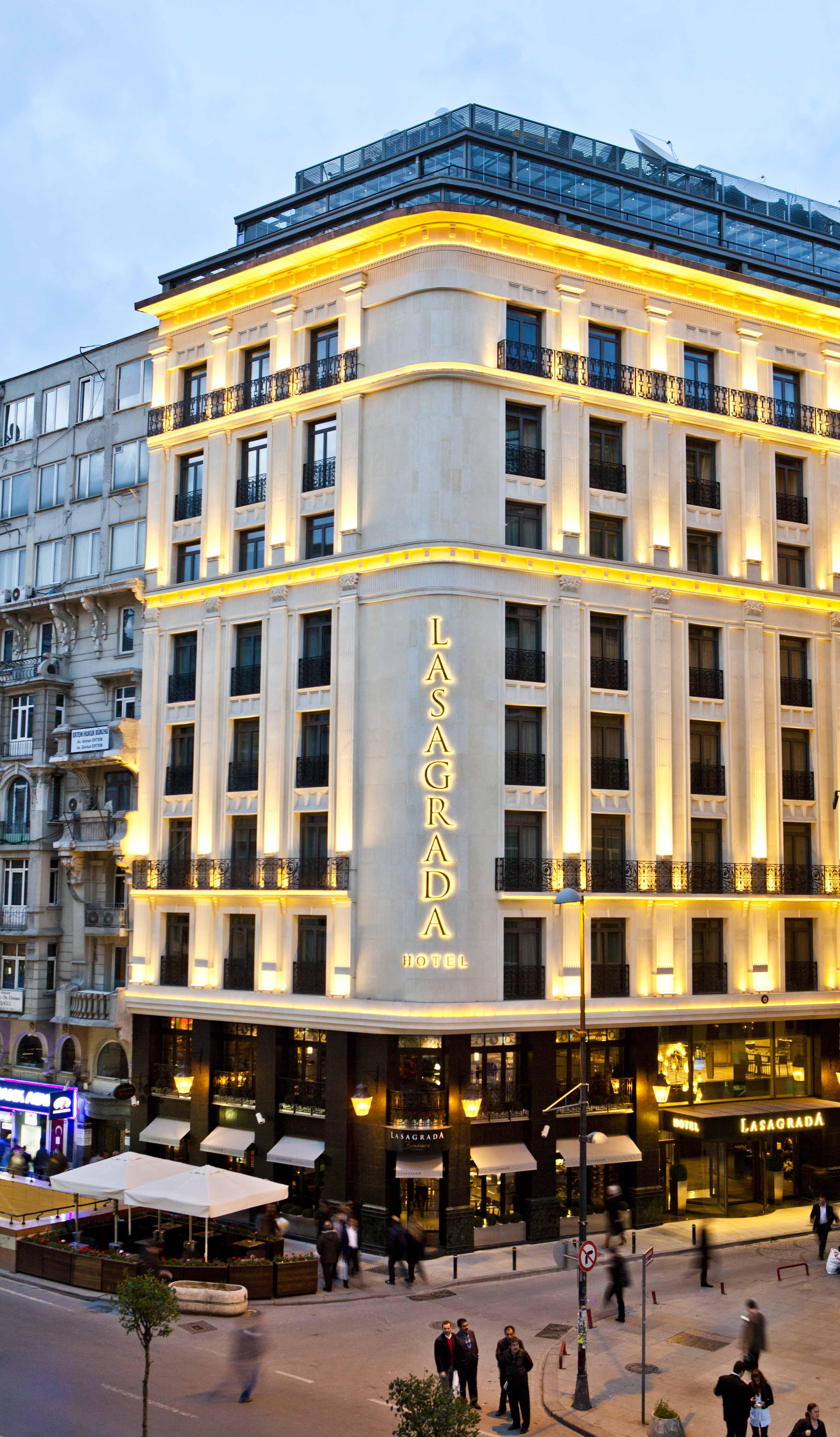 Otel Lasagrada 5*