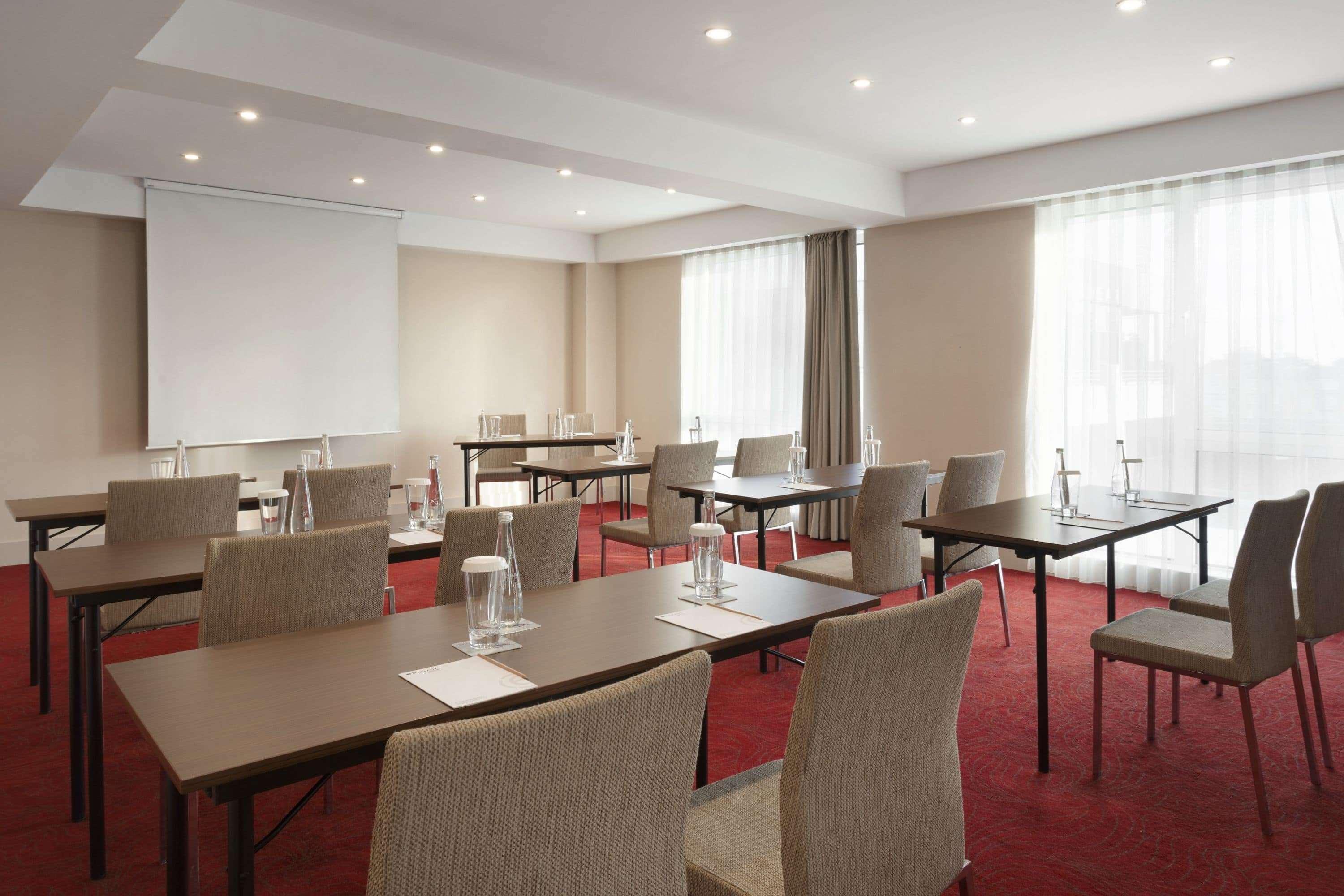 Ramada Encore Bayrampasa 4*