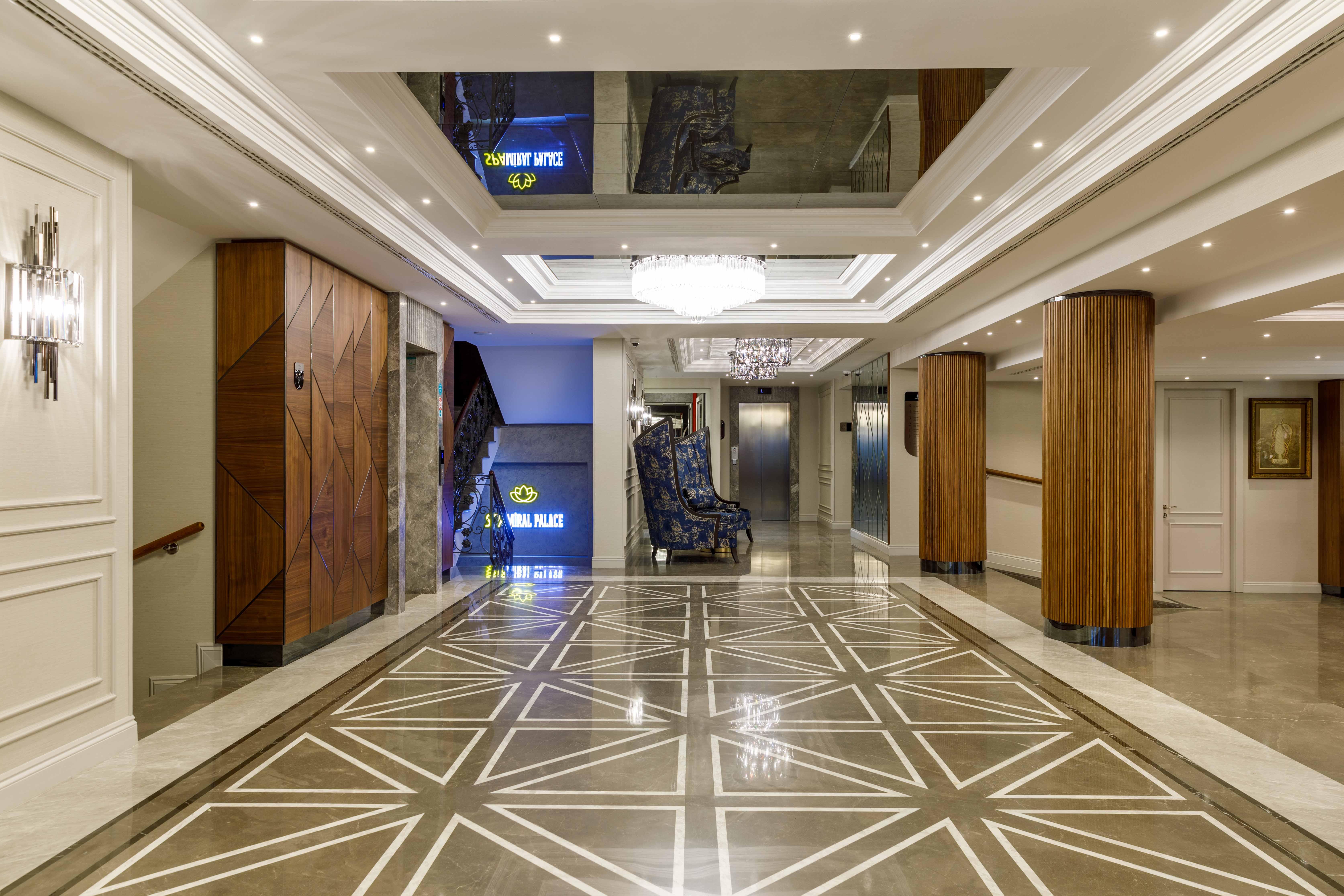 Amiral Palace Boutique Class Hotel