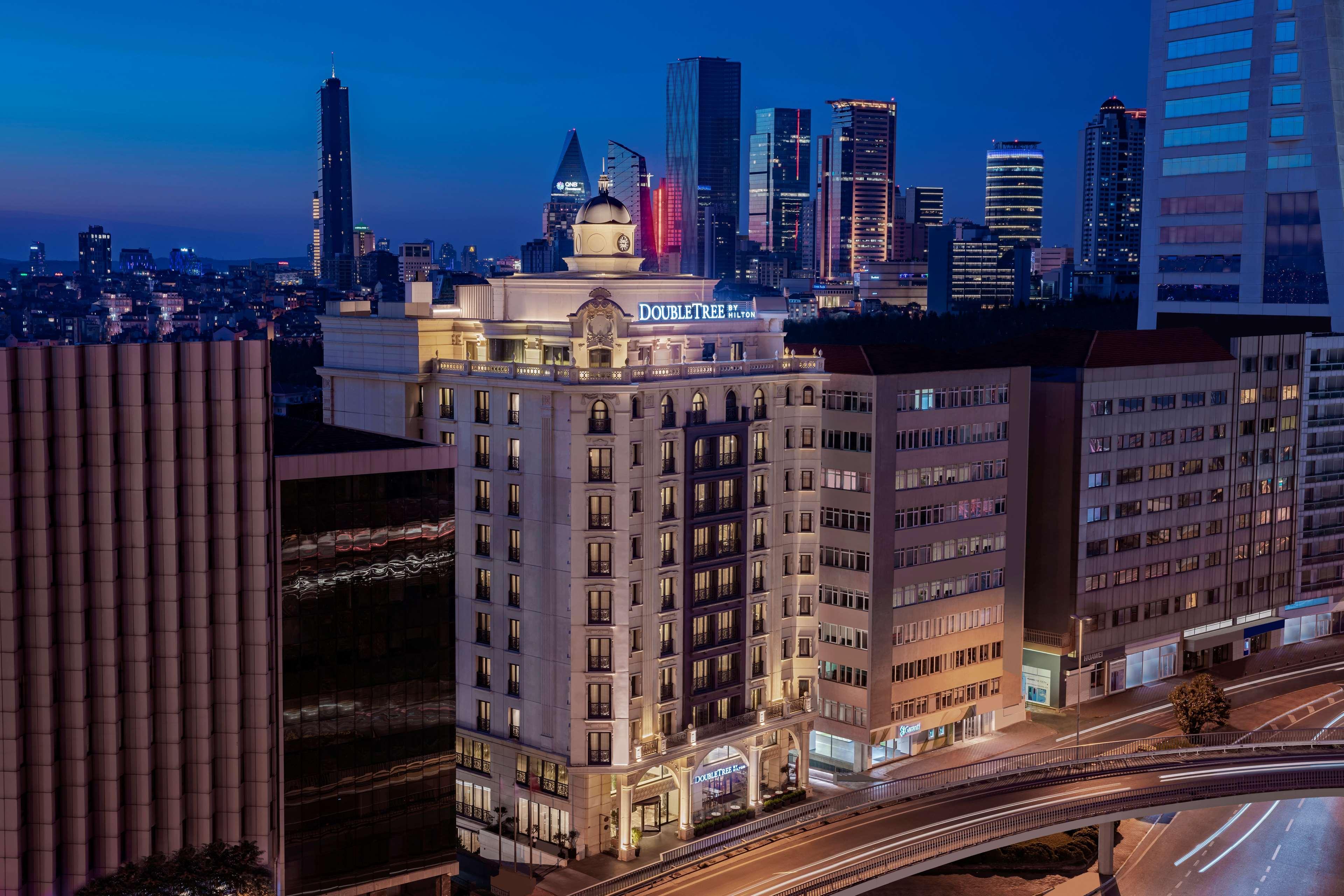 Hotel Doubletree By Hilton Gayrettepe 5*