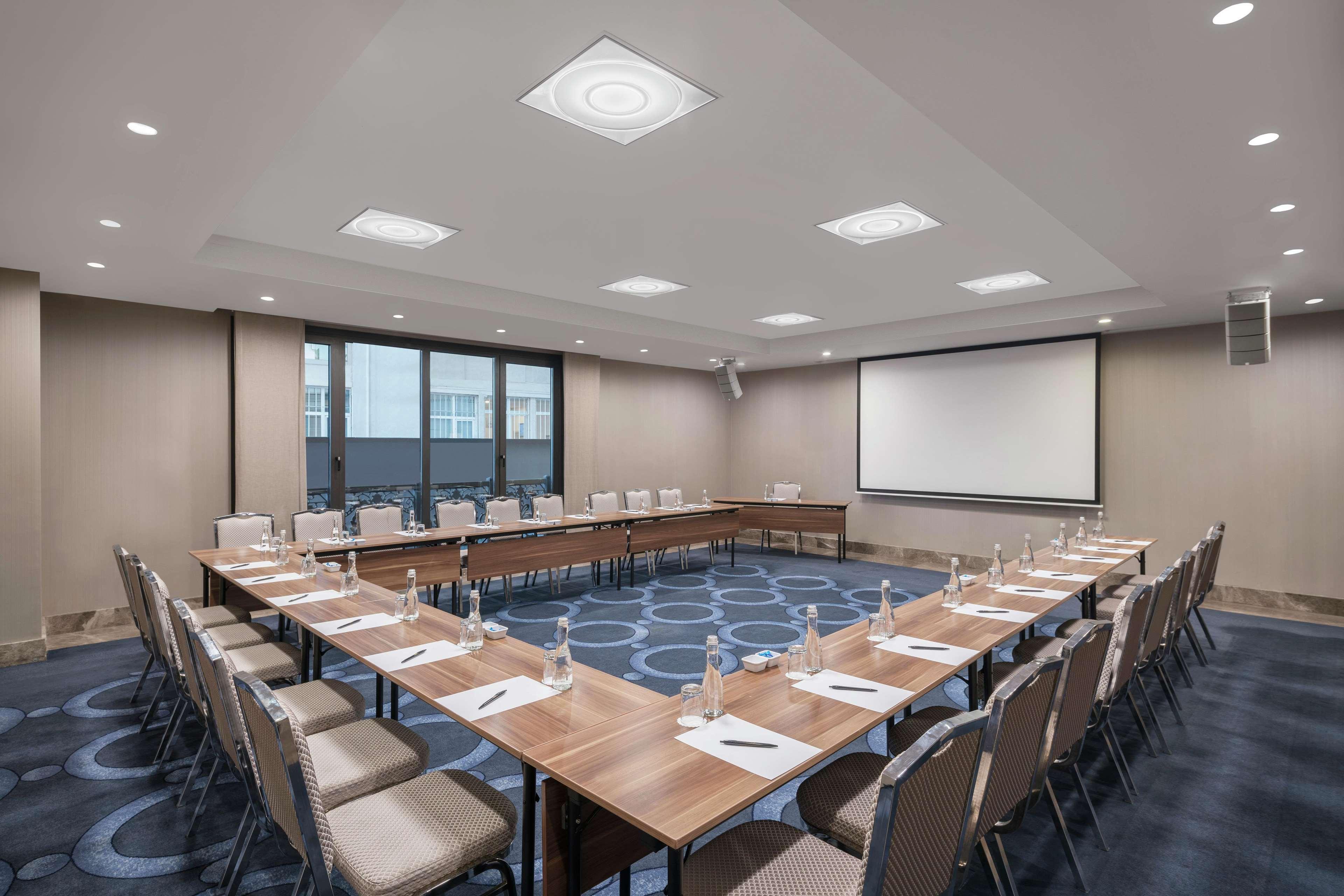 Doubletree By Hilton Gayrettepe Hotel 5*