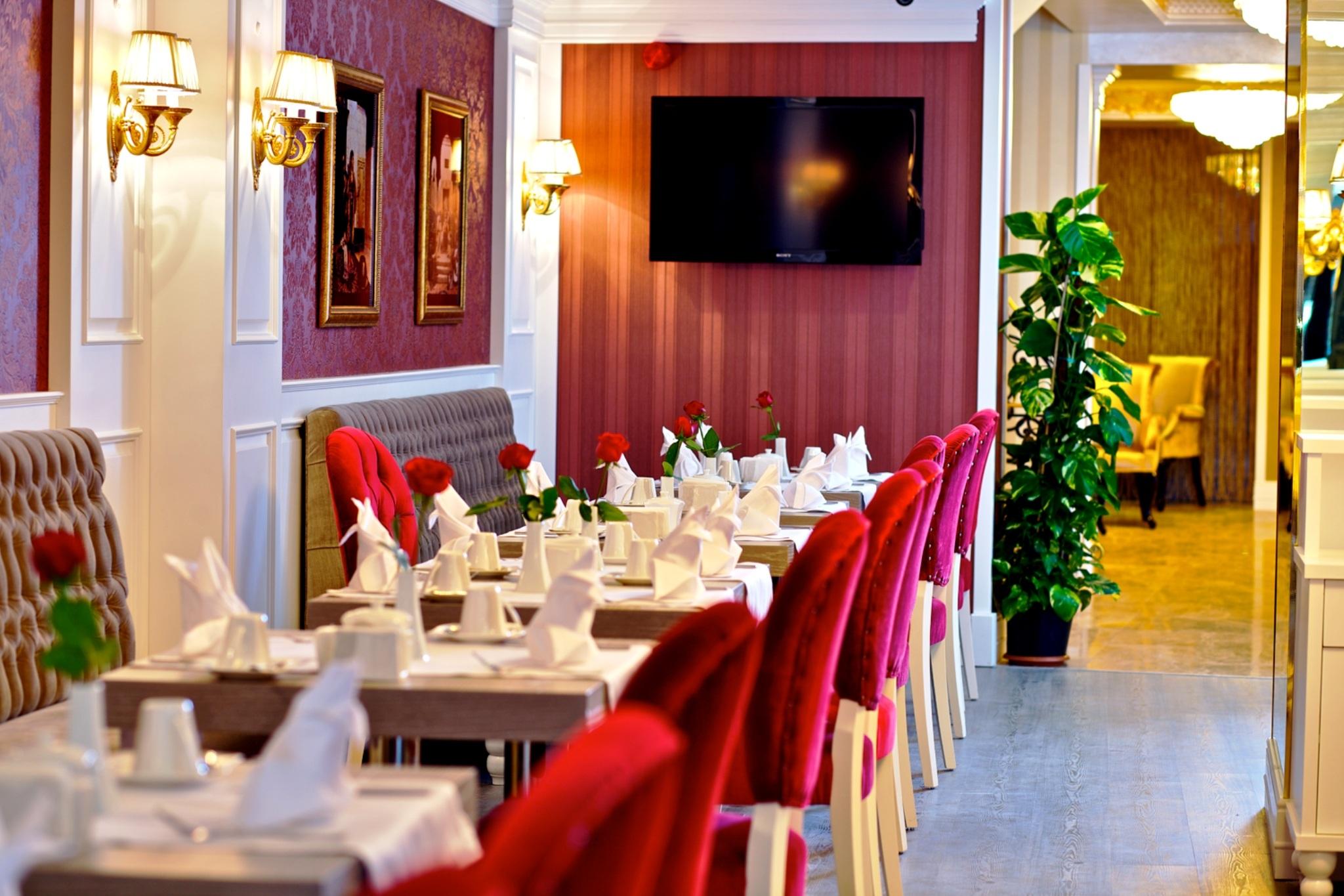 Hotel Perula & 3*