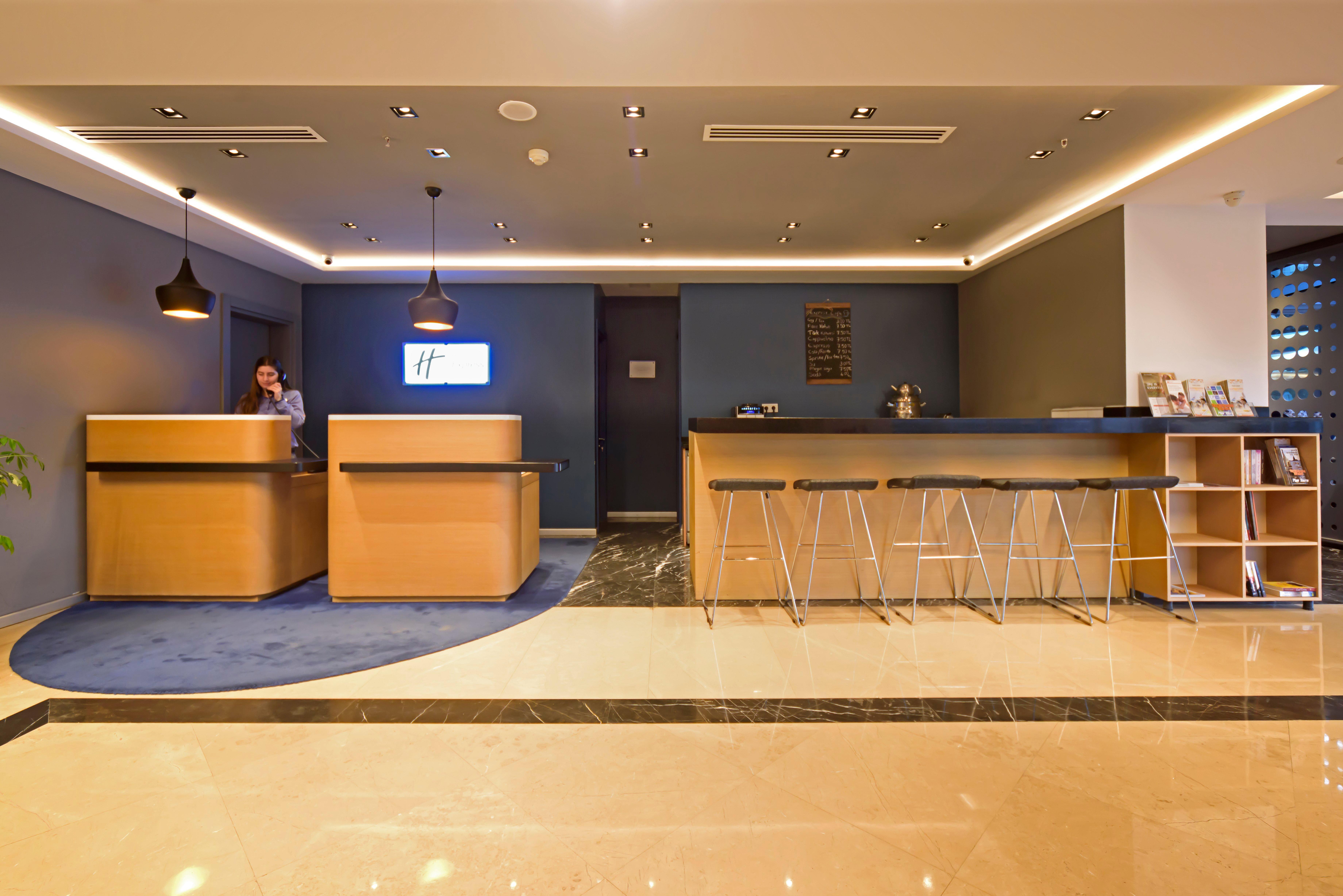Express Istanbul-altunizade By Ihg Hotel