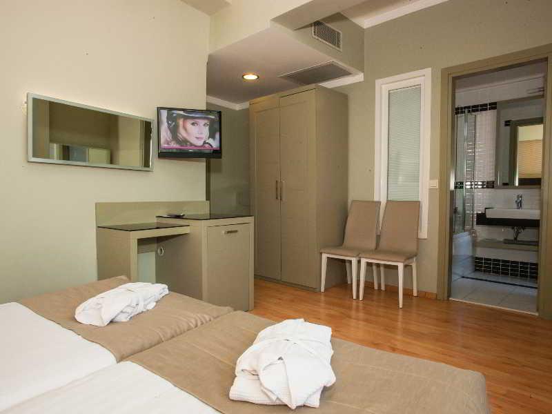 Hotel Hotellino 4*