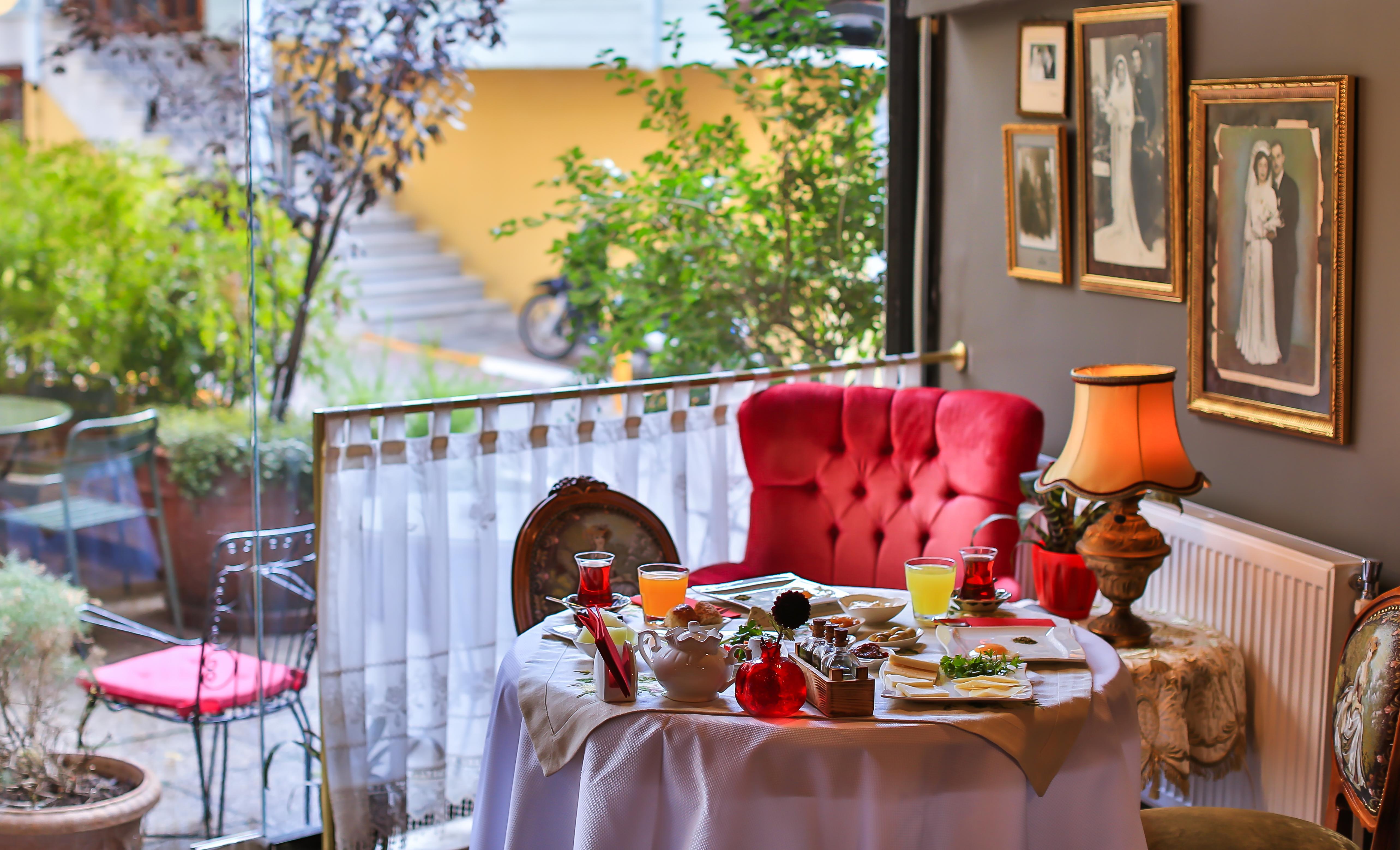 Faik Pasha Special Category Beyoglu Hotel 4*