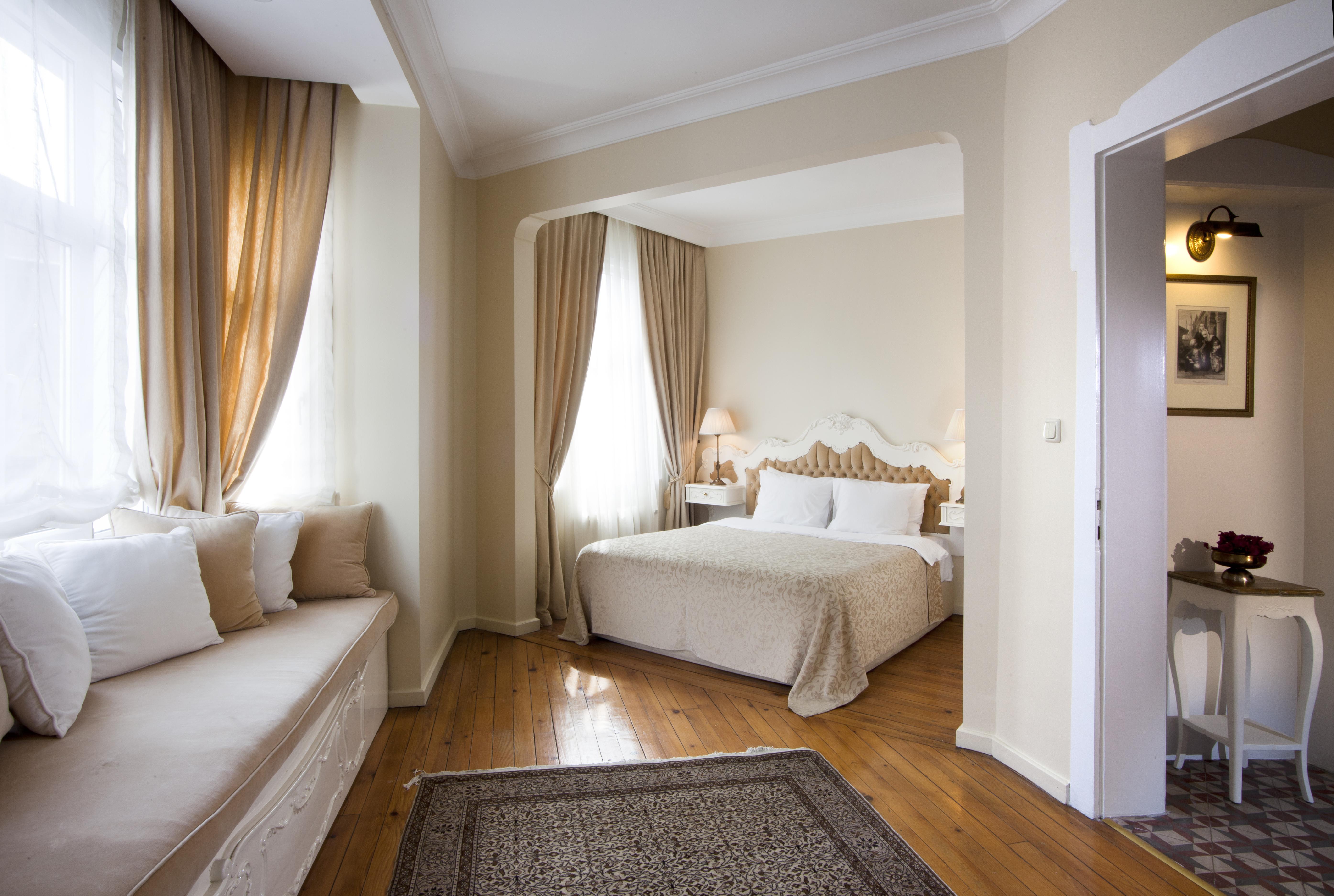 Sari Hotel