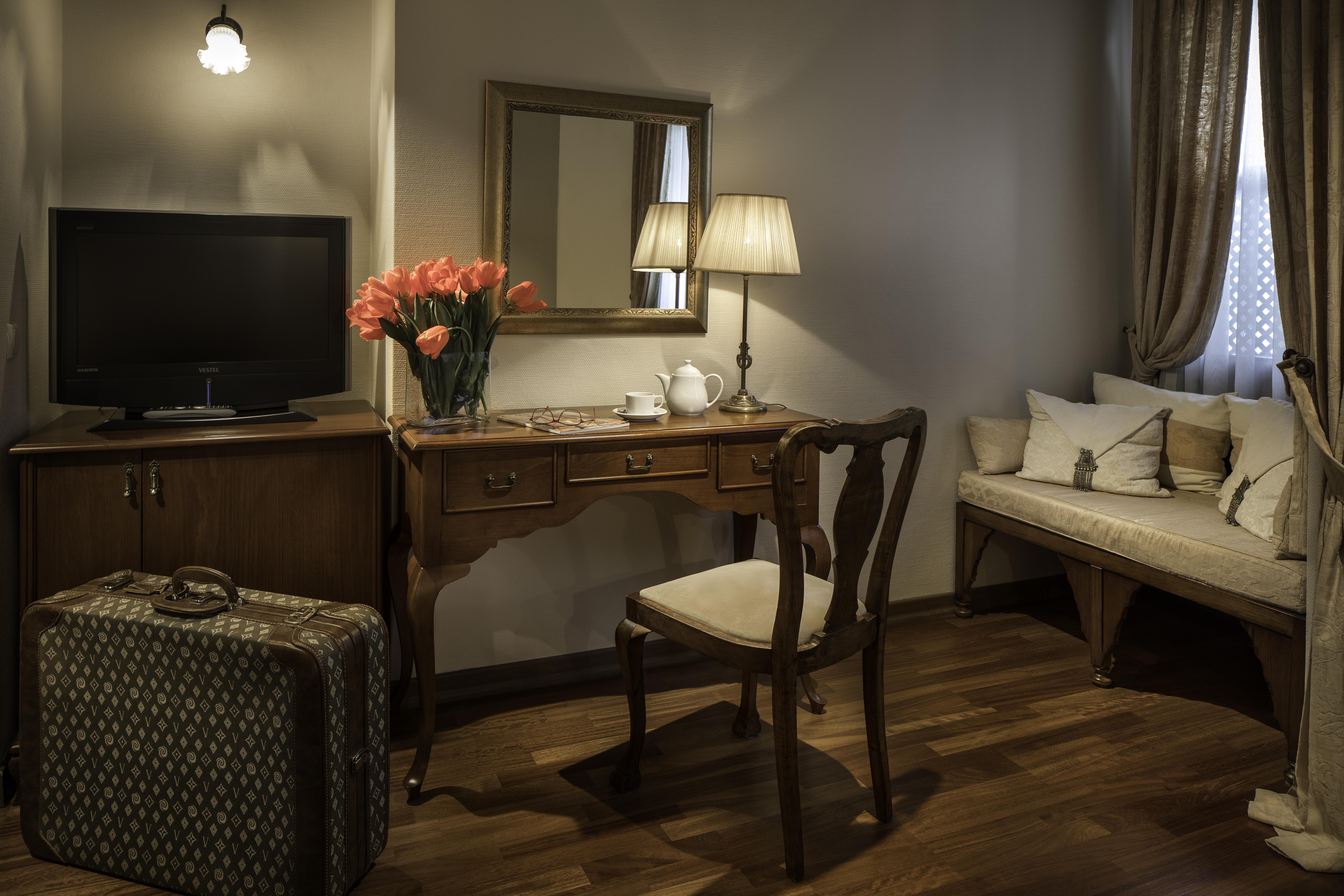 Sari Hotel 4*