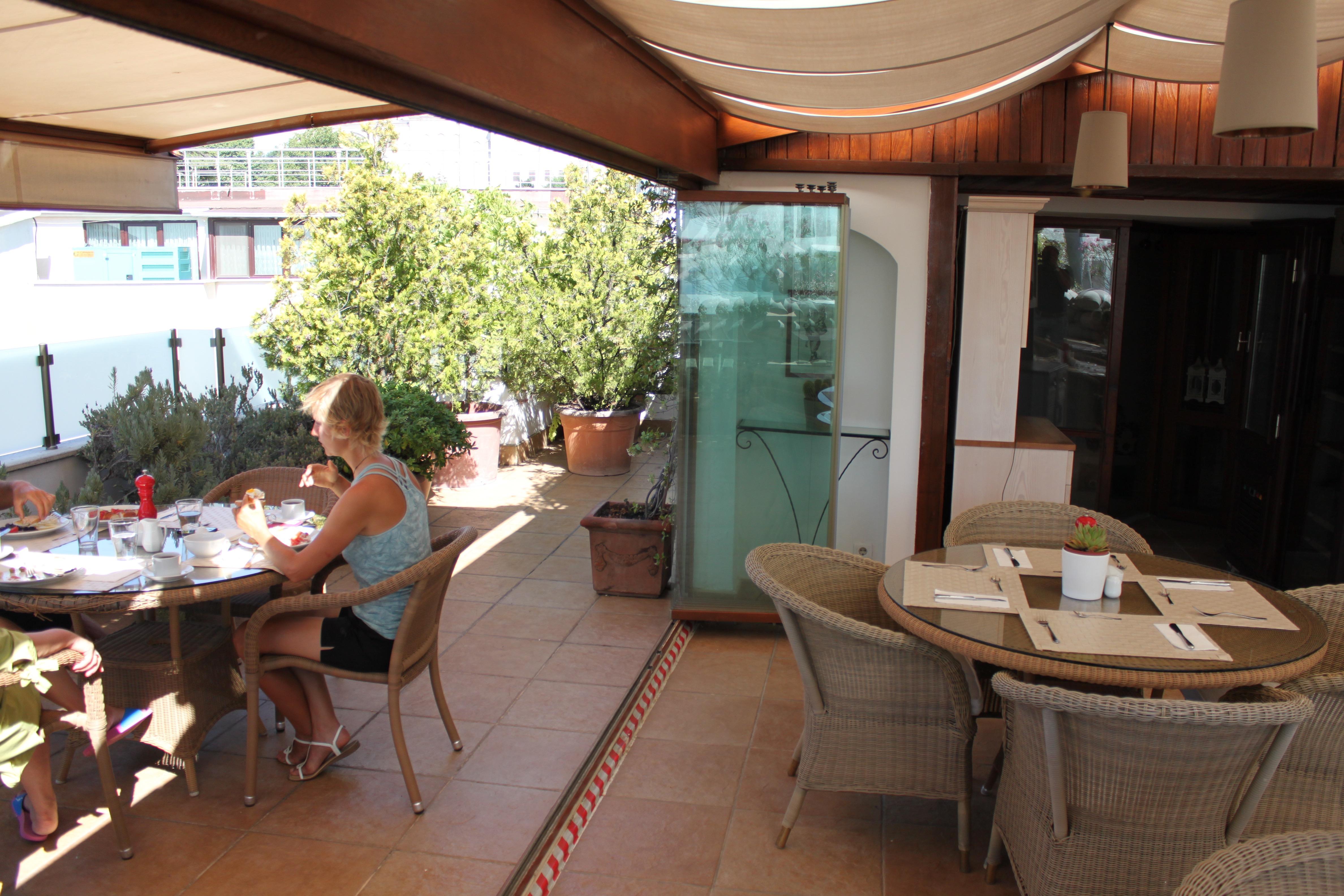 Hotel Sari 4*