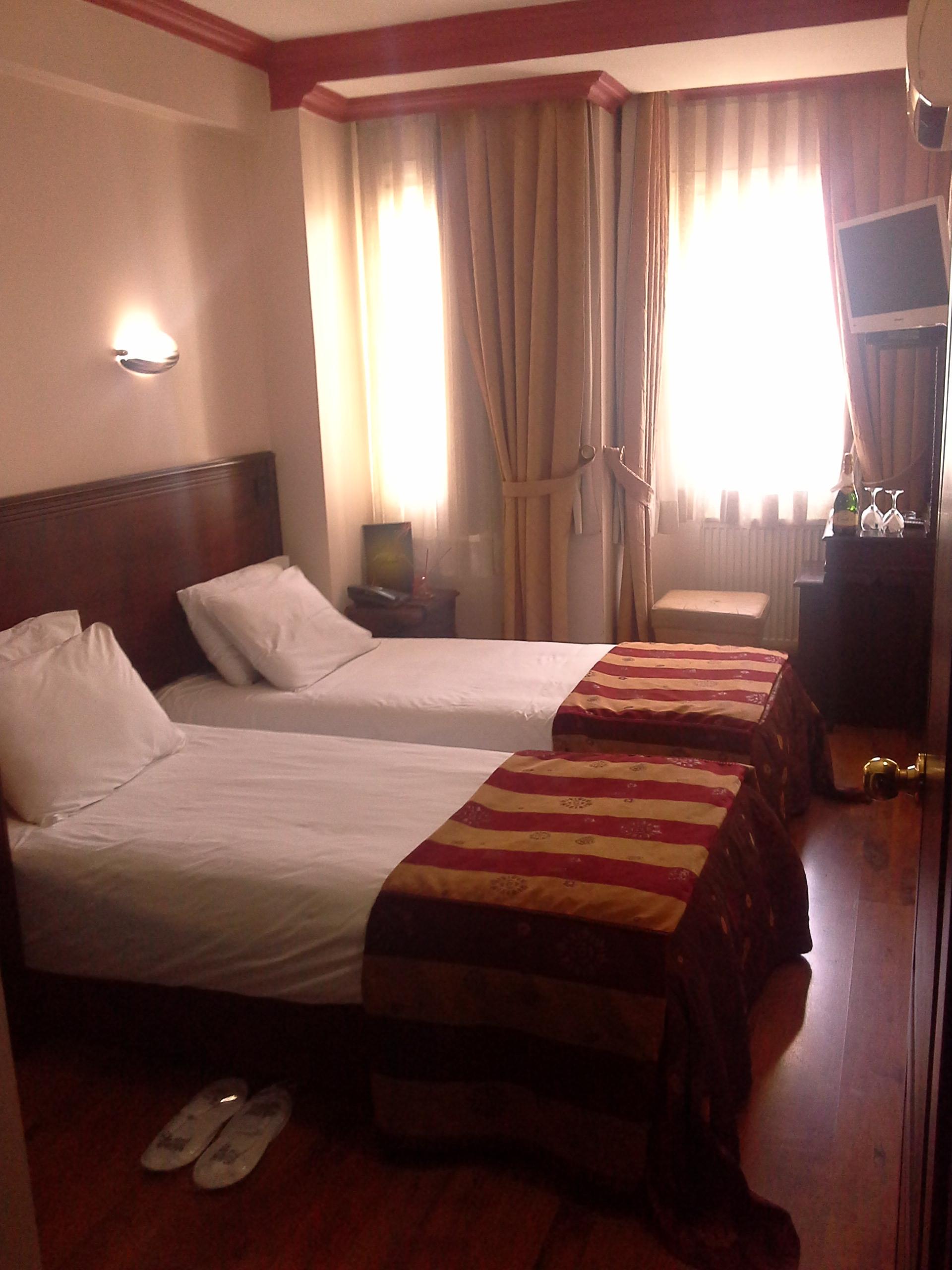 Abella Hotel