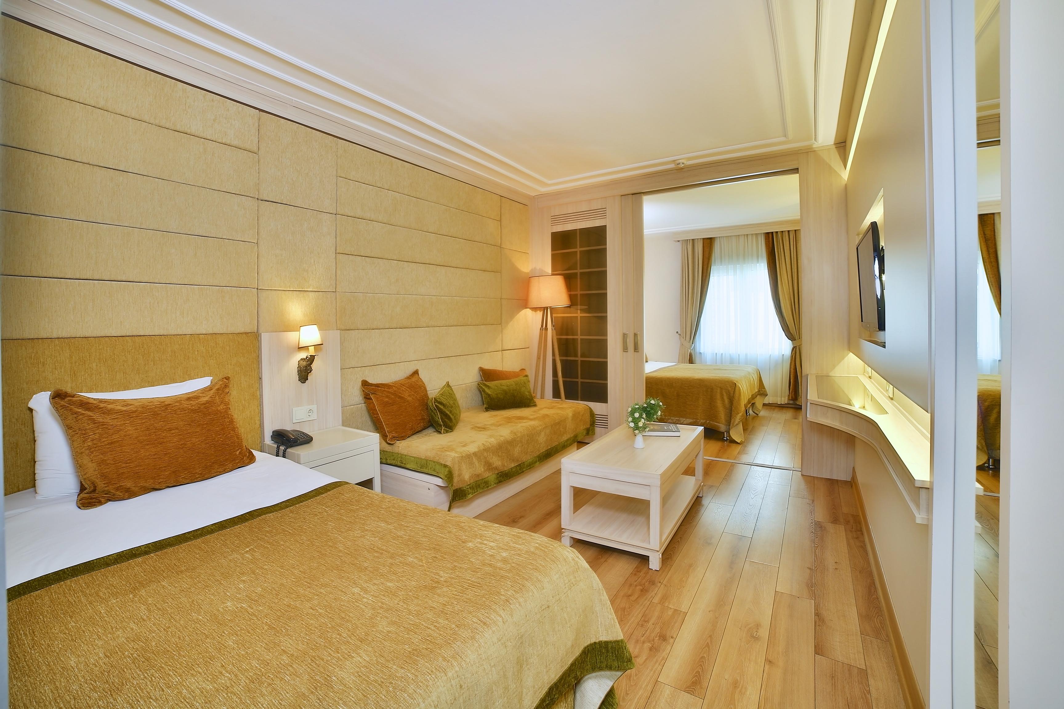 Hotel Bulvar 4*