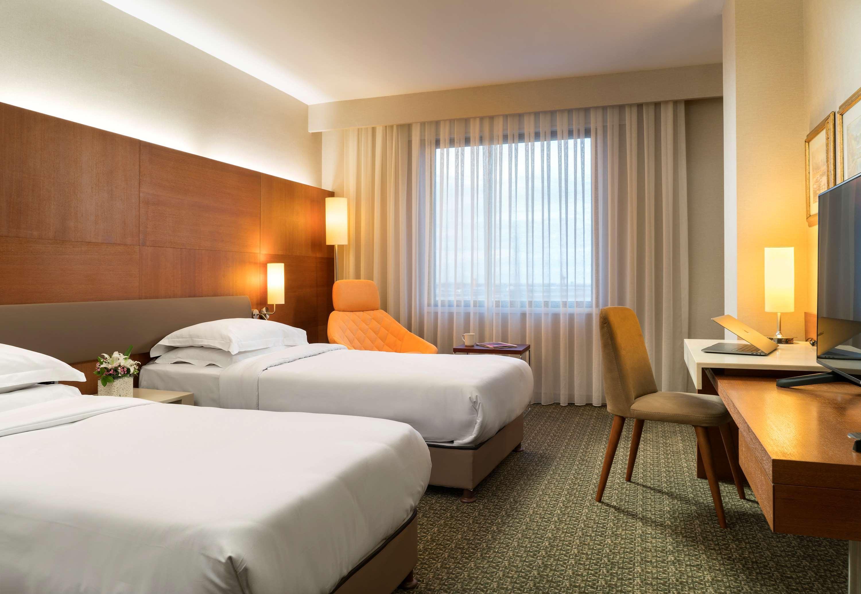 Bh Conference & Airport Hotel 5*