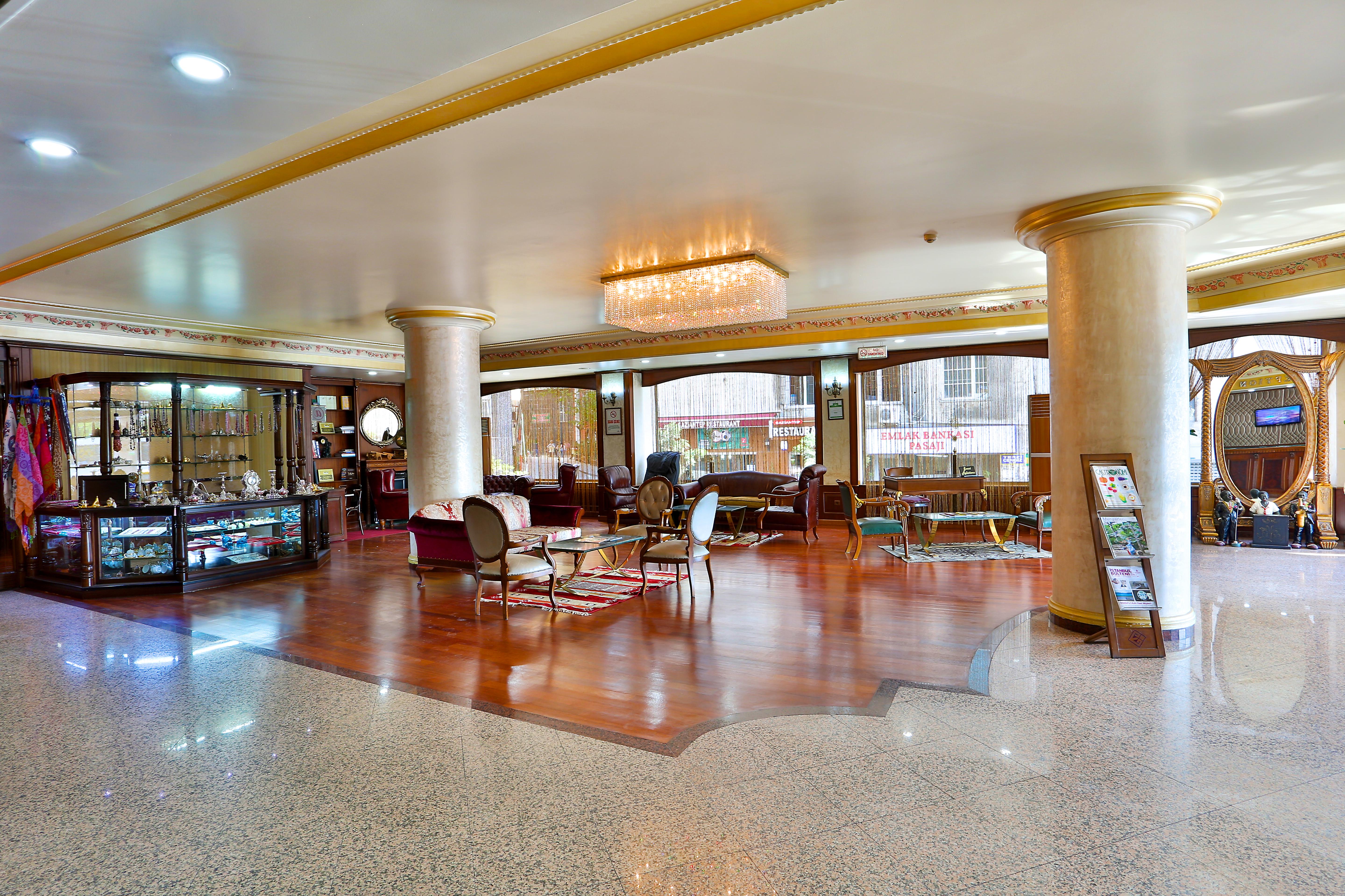 Bulvar Hotel