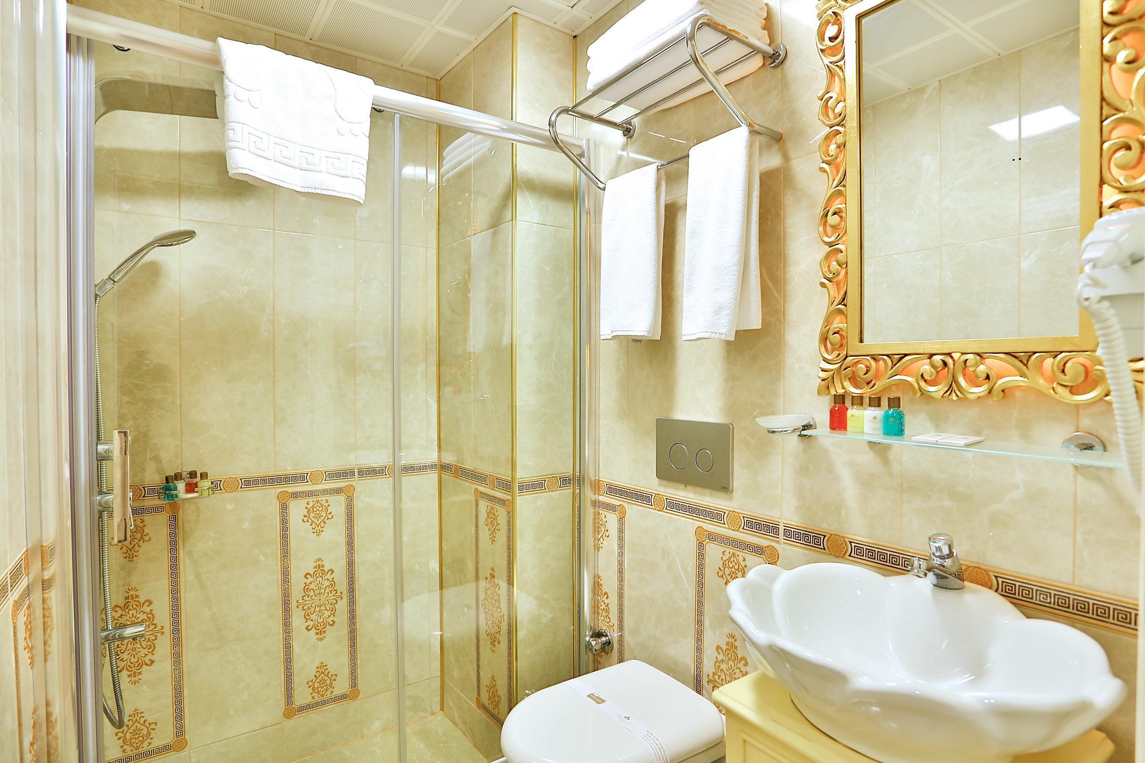 Edibe Sultan Hotel 3*
