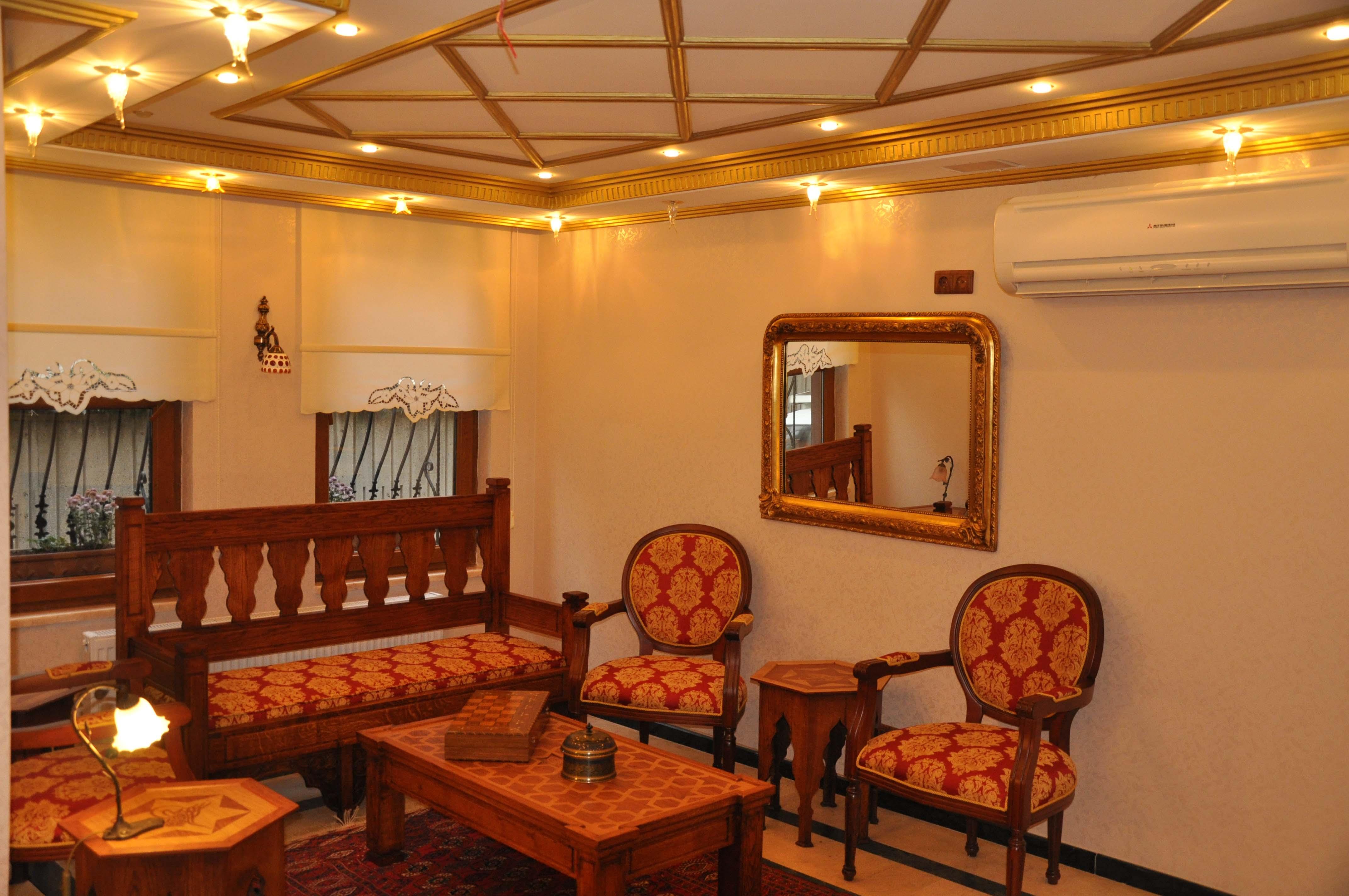 Aruna Boutique Hotel 4*