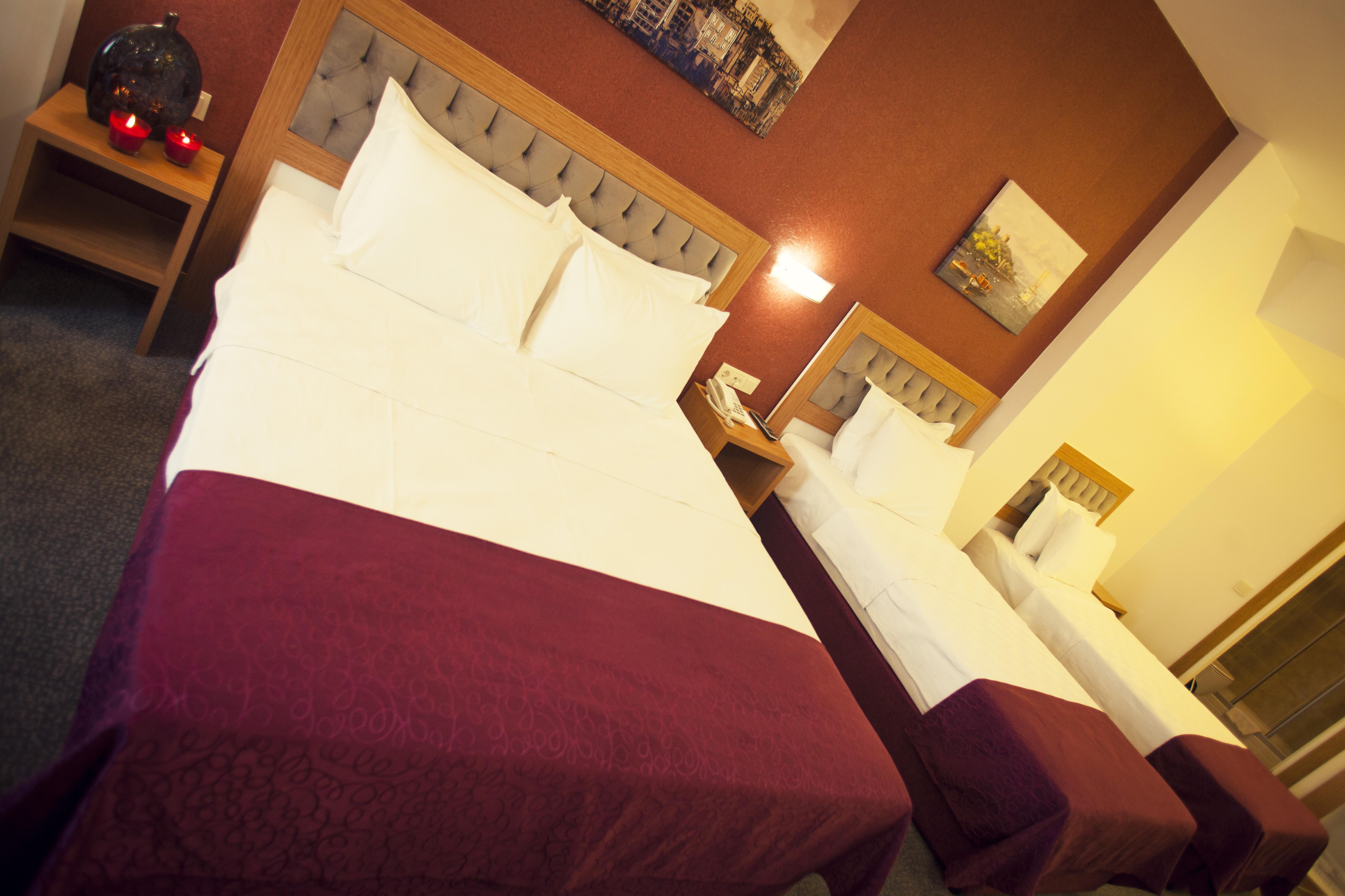 Otel Helikon Business