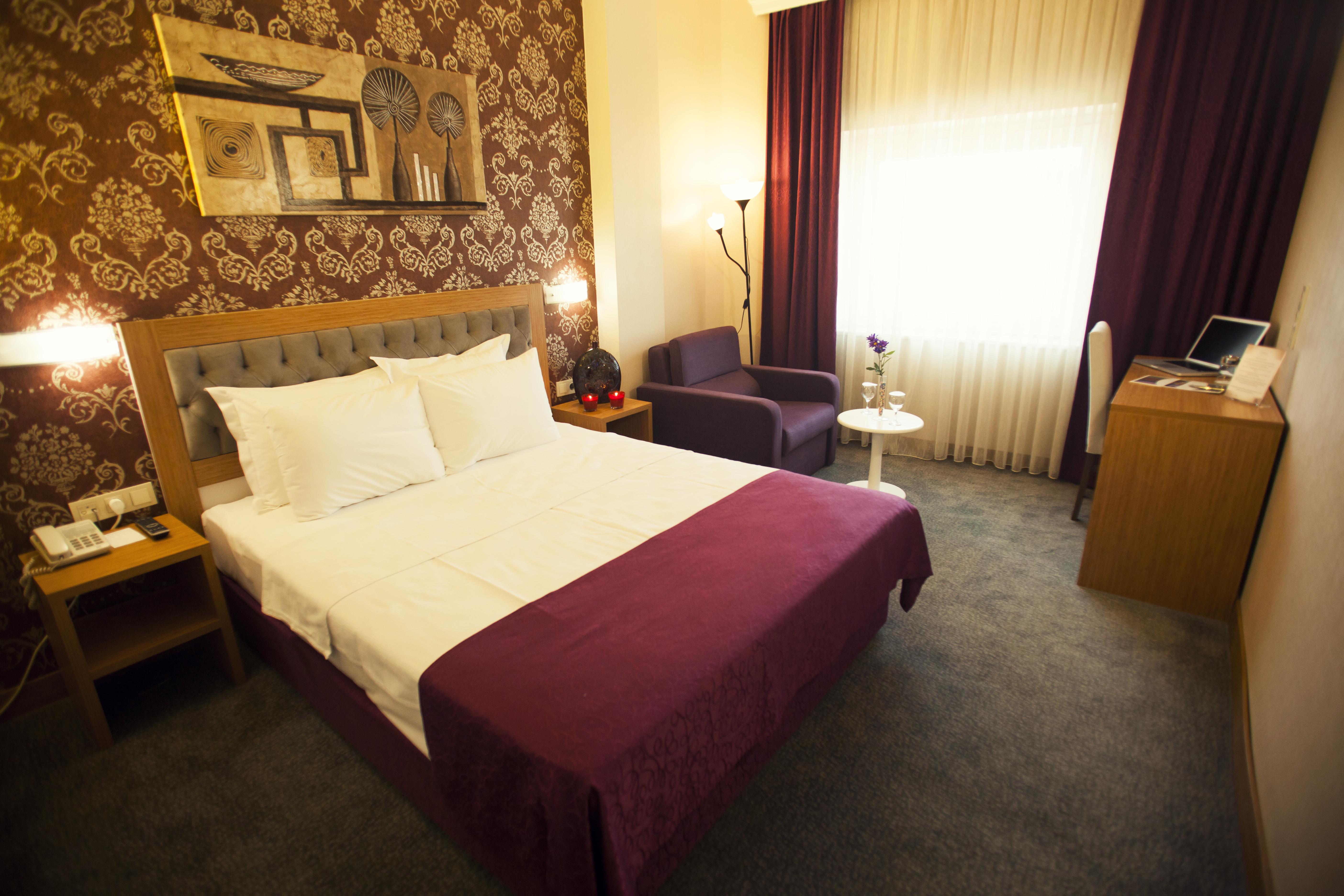 Otel Helikon Business 3*