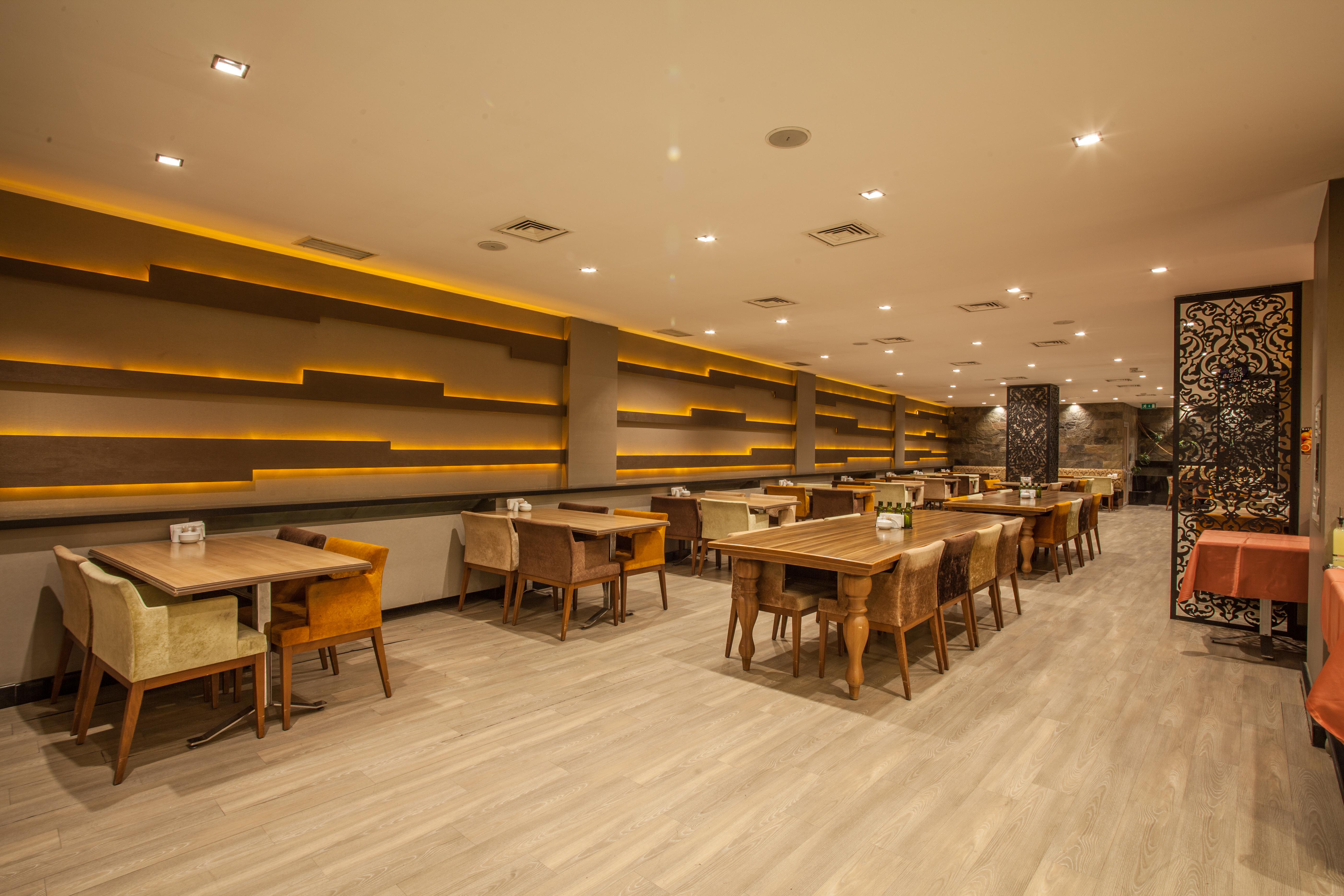 Carlton Old 4*