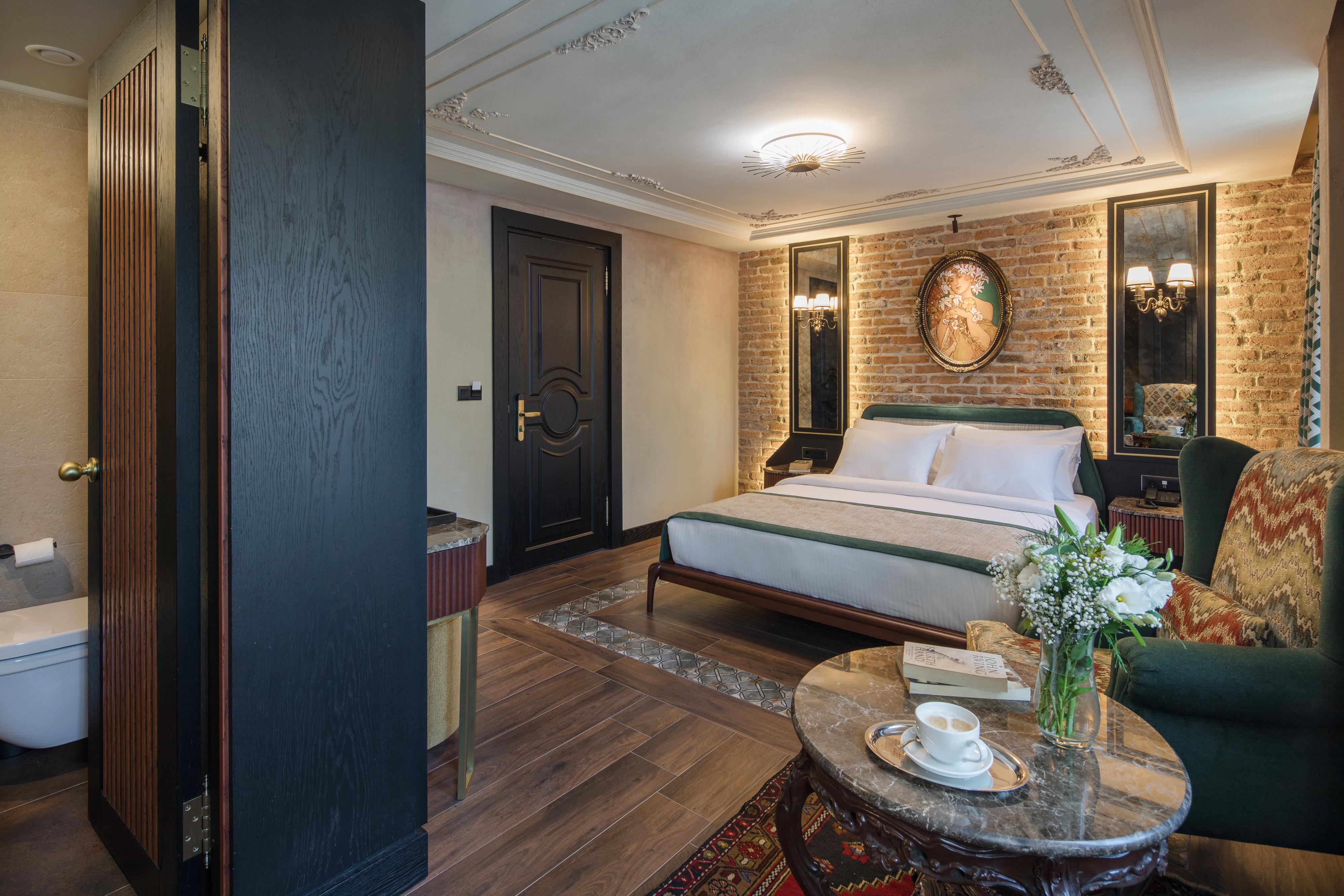 Tria Istanbul-special Category 4*