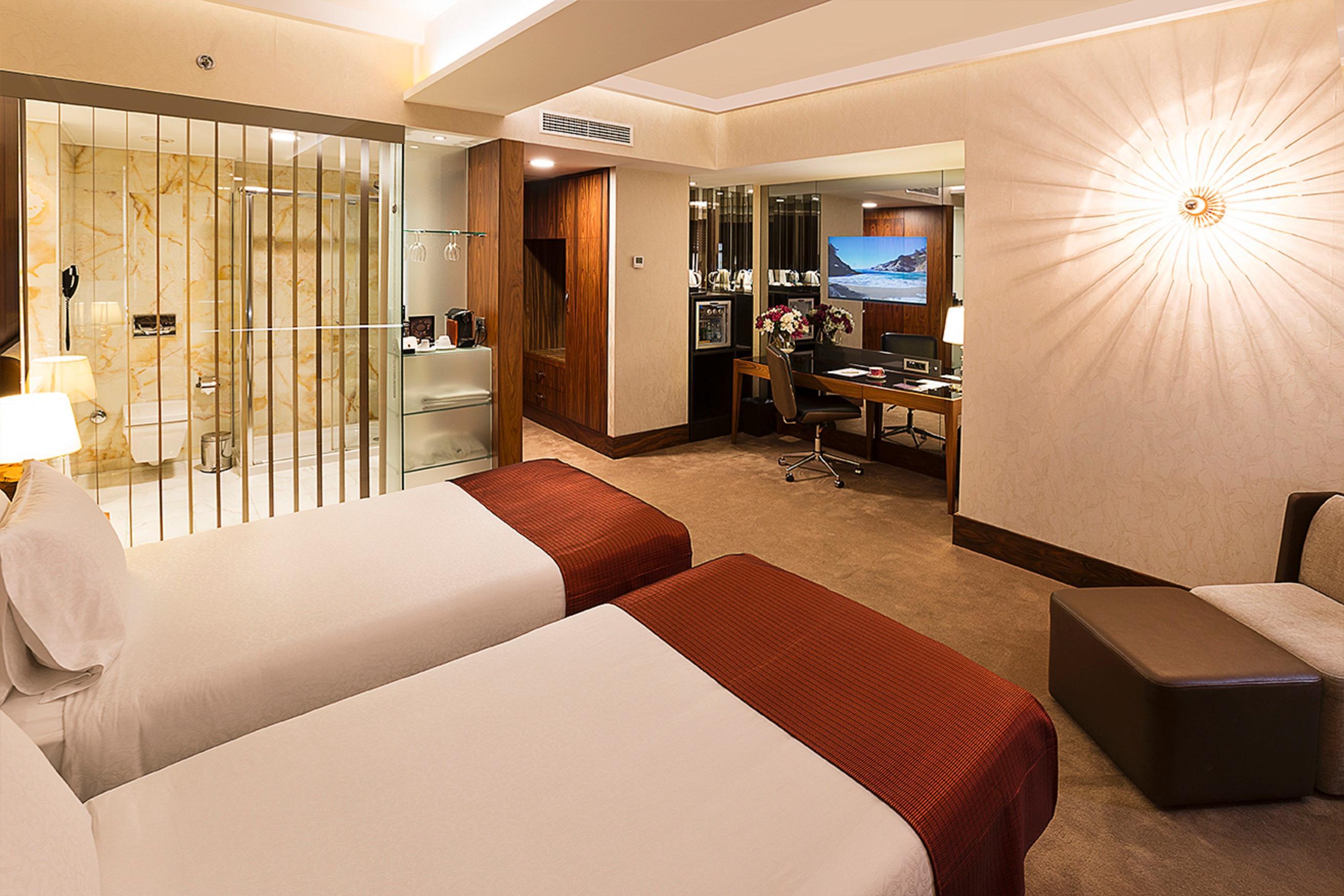 Vogue Supreme Hotel