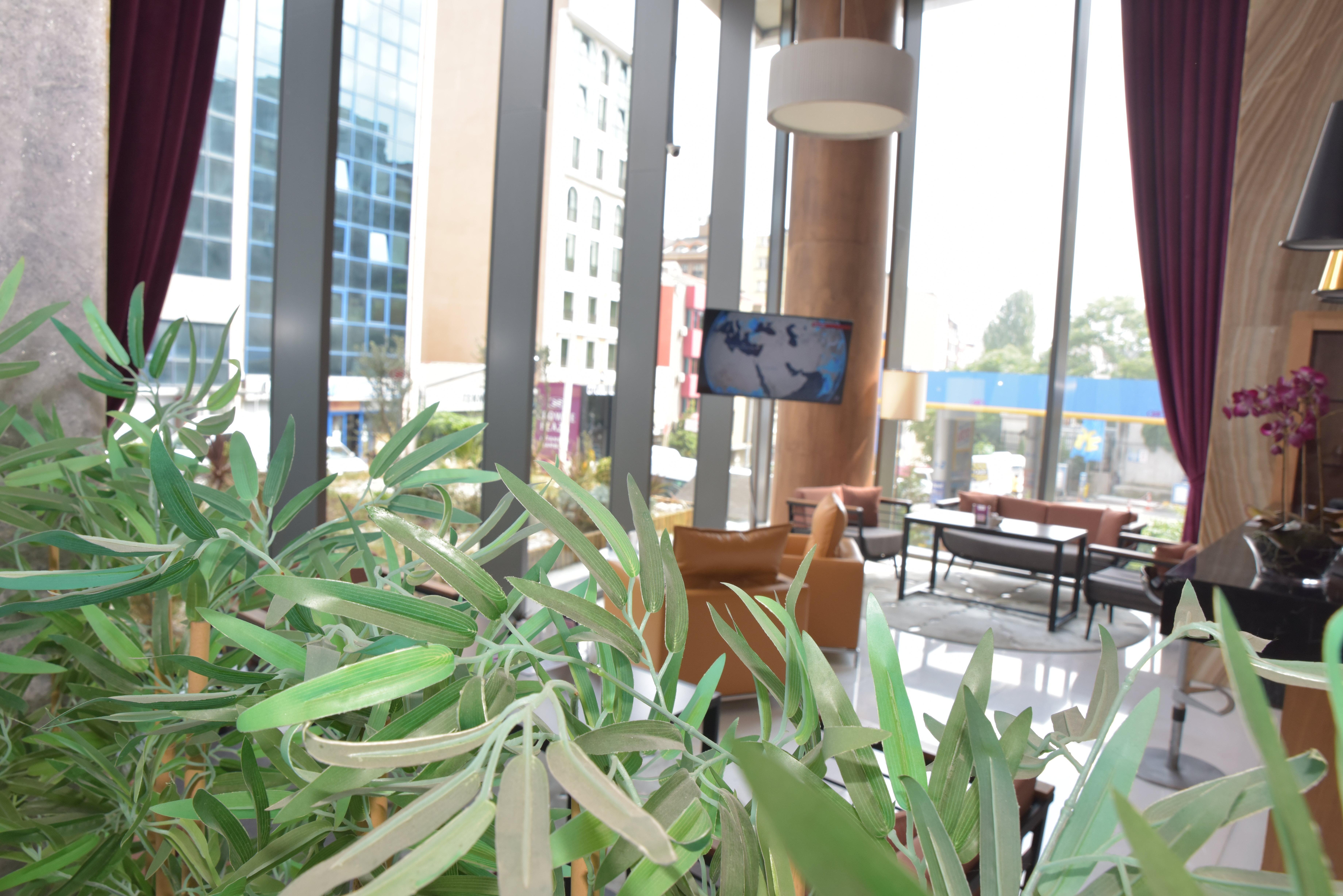 Crowne Plaza Harbiye By Ihg 5*