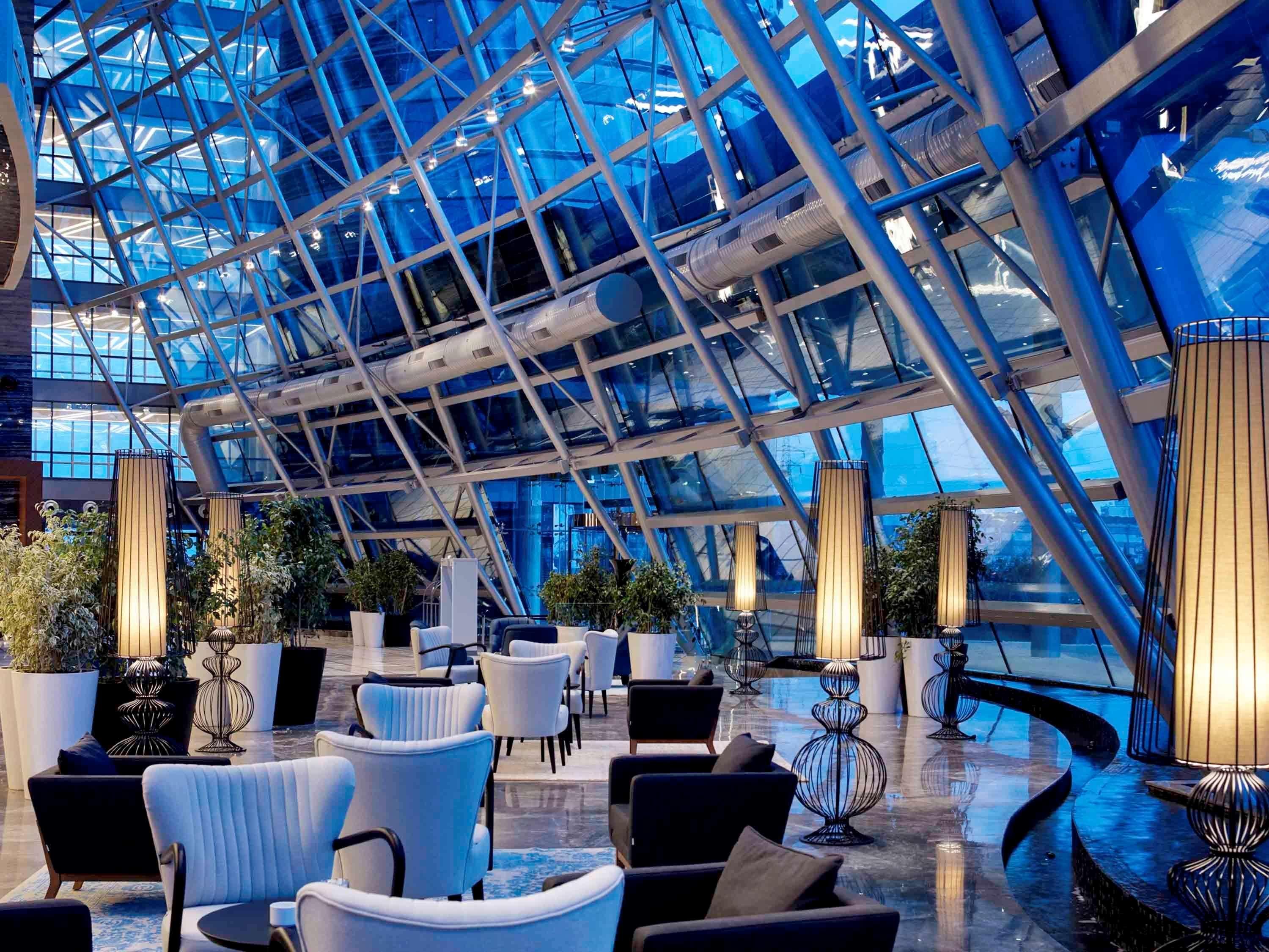 Hotel Pullman & Convention Center 5*