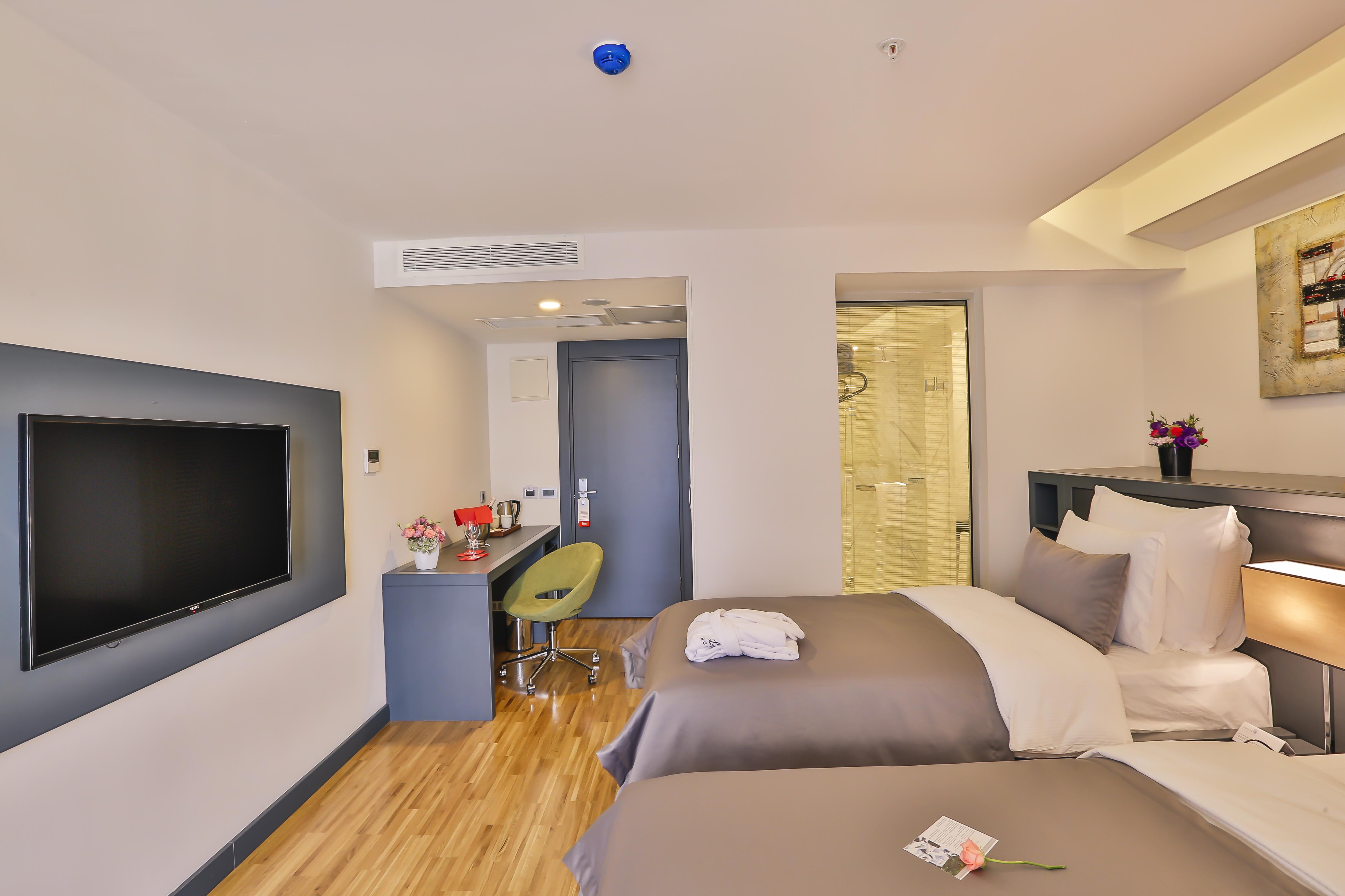 Otel Business Life