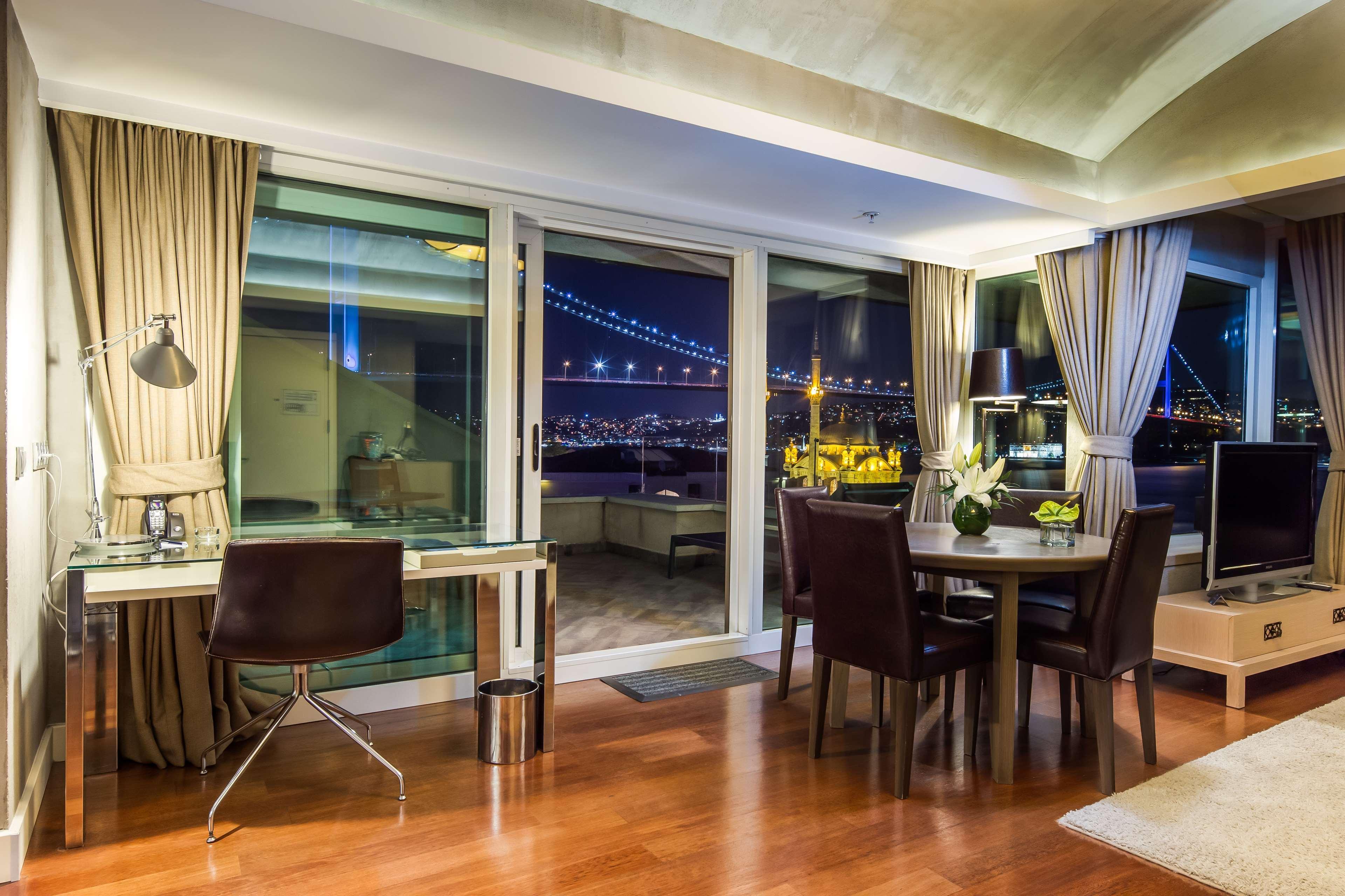 Hotel Radisson Blu Bosphorus 5*