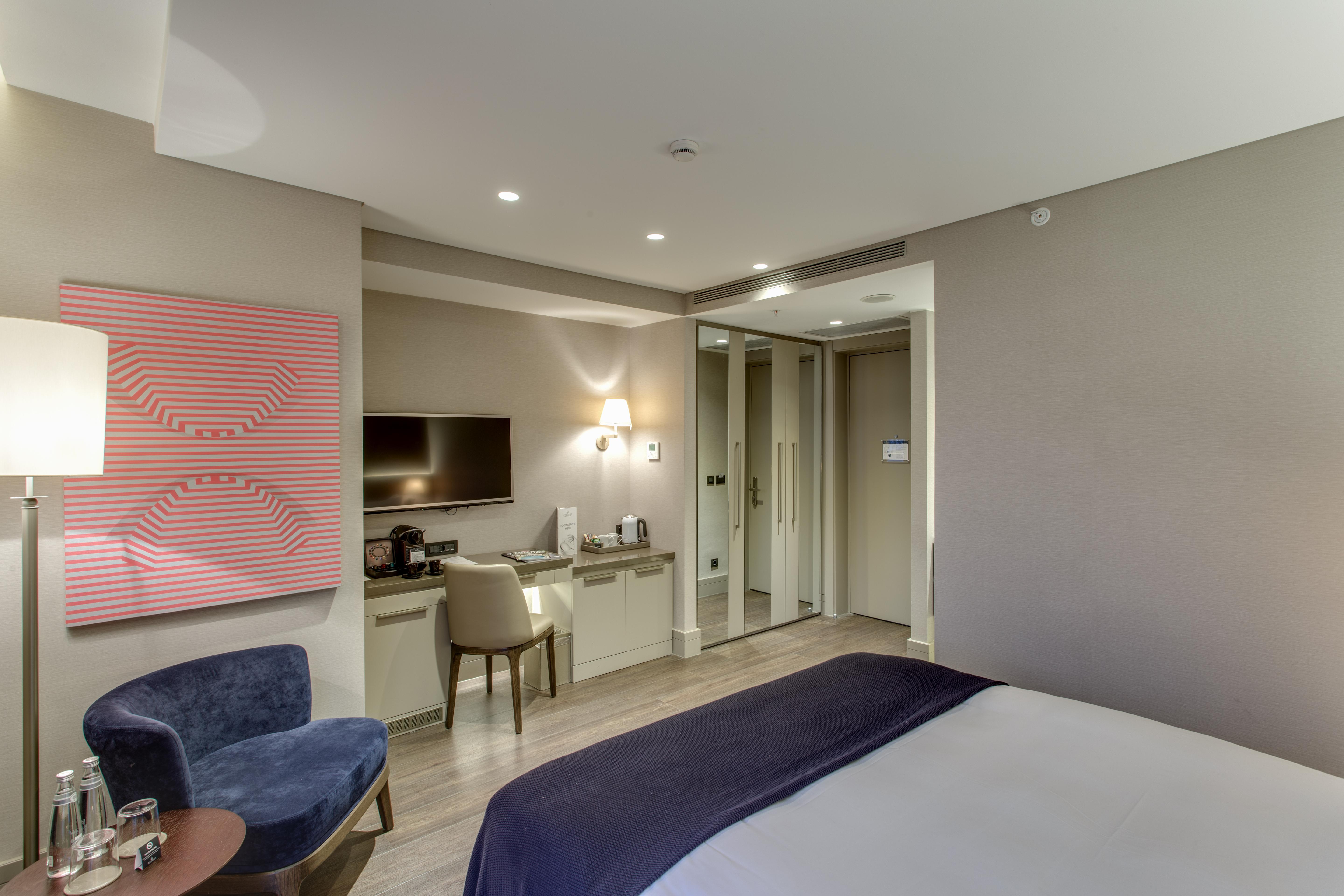 Avantgarde Taksim Square 5*