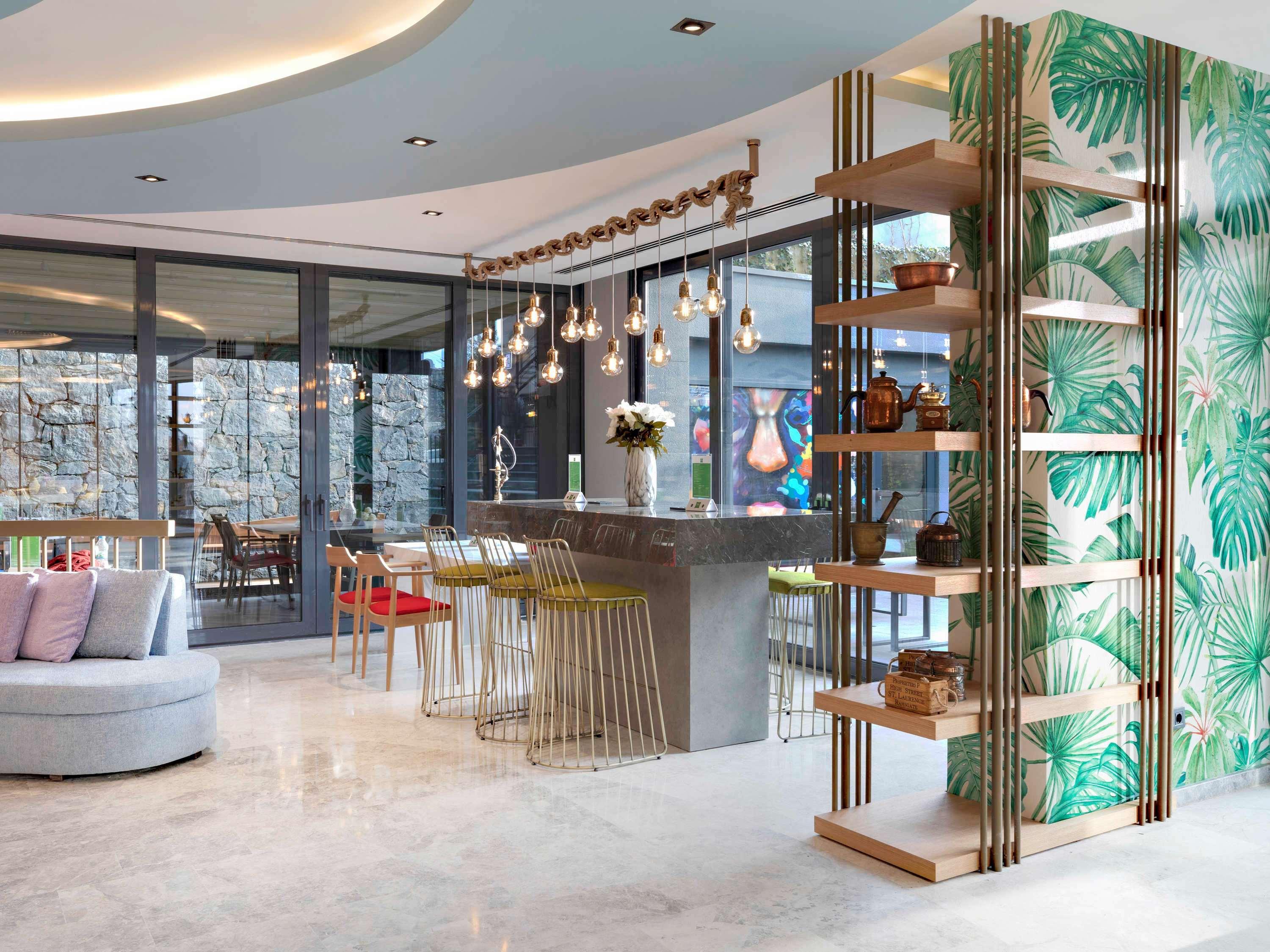 Ibis Styles Atasehir 4*