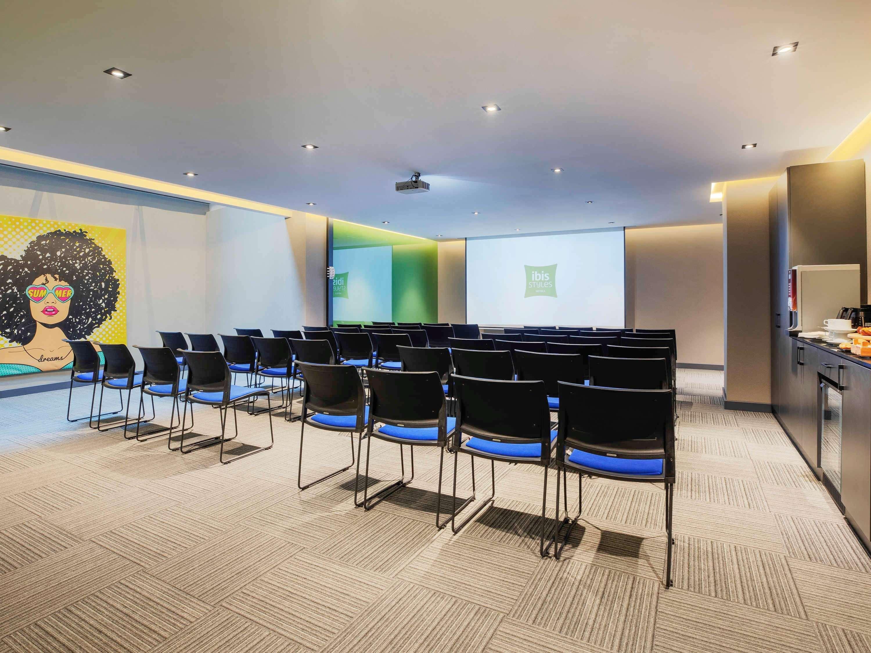 Hotel Ibis Styles Atasehir 4*