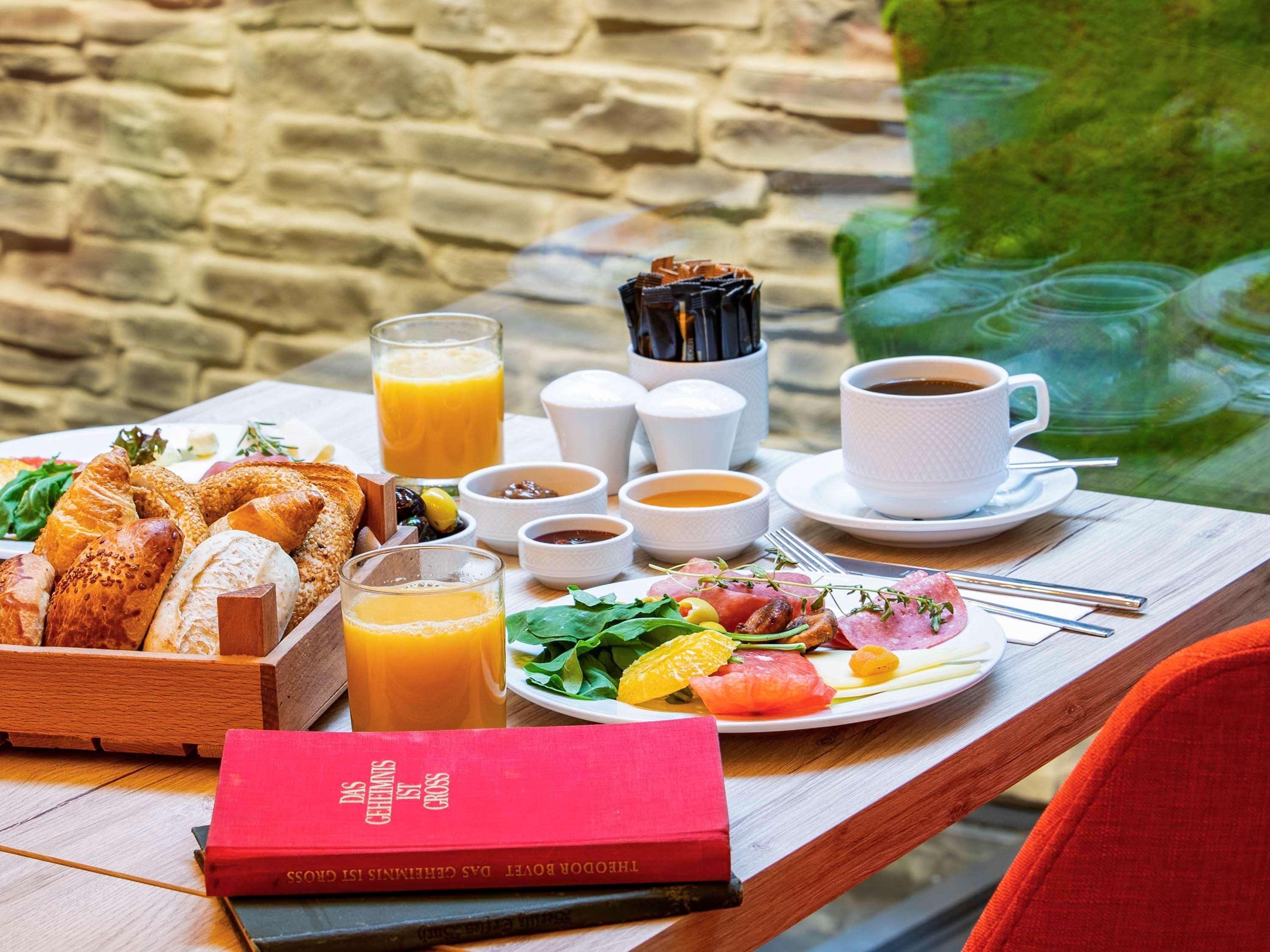 Ibis Styles Atasehir 4*