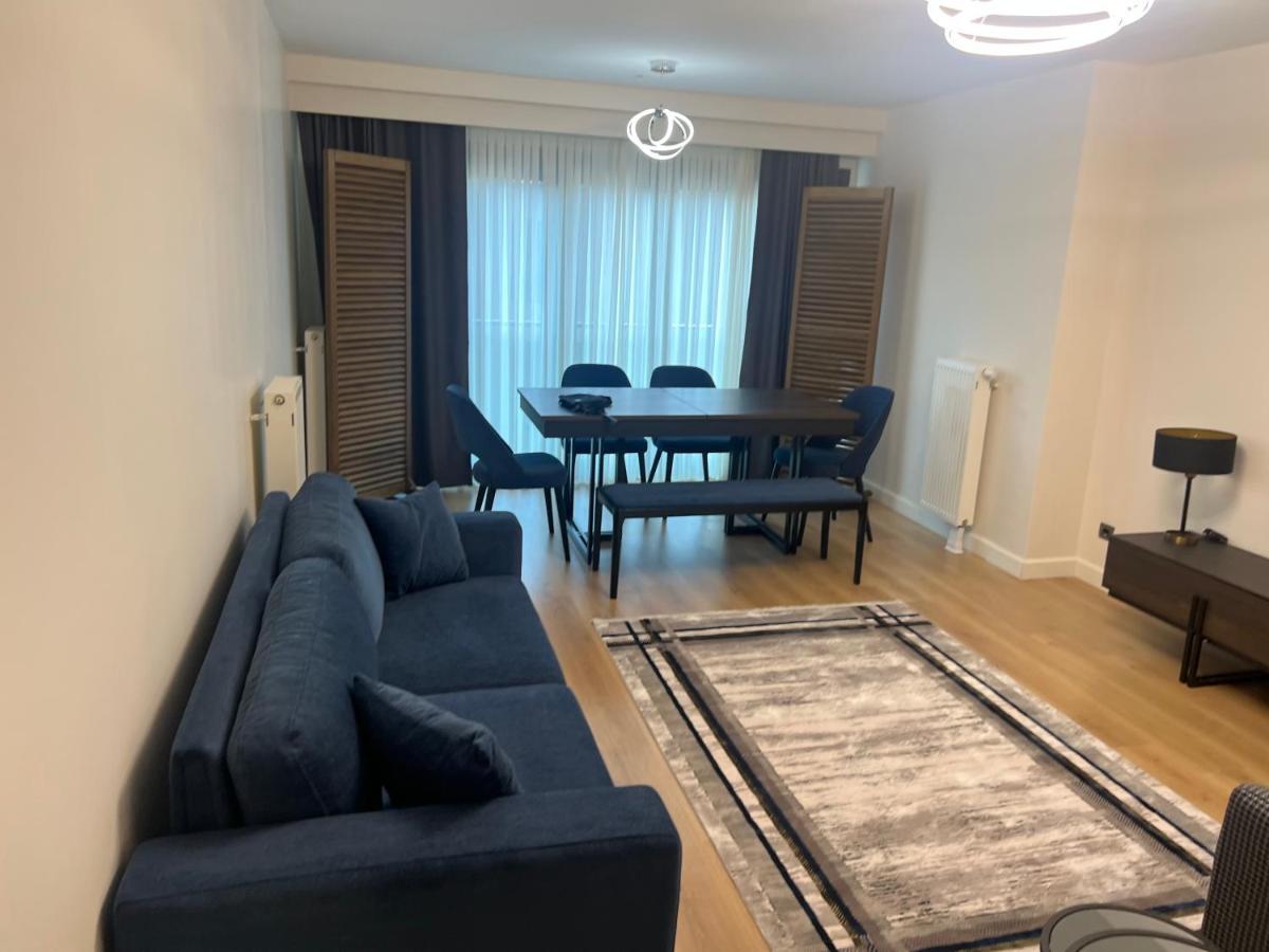 Family Luxury 2 Bedroom +saloon *