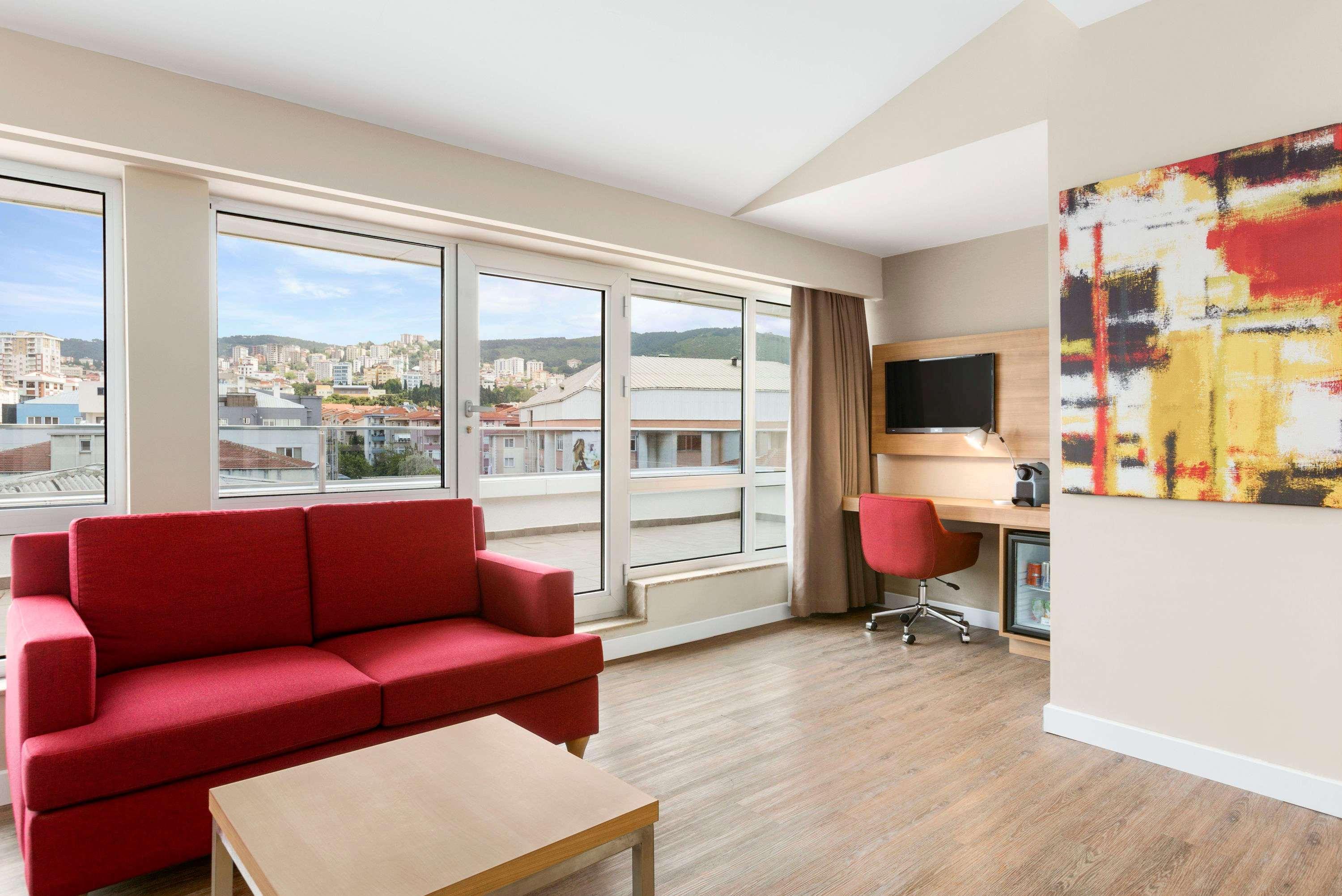 Ramada Encore Kartal Otel 4*