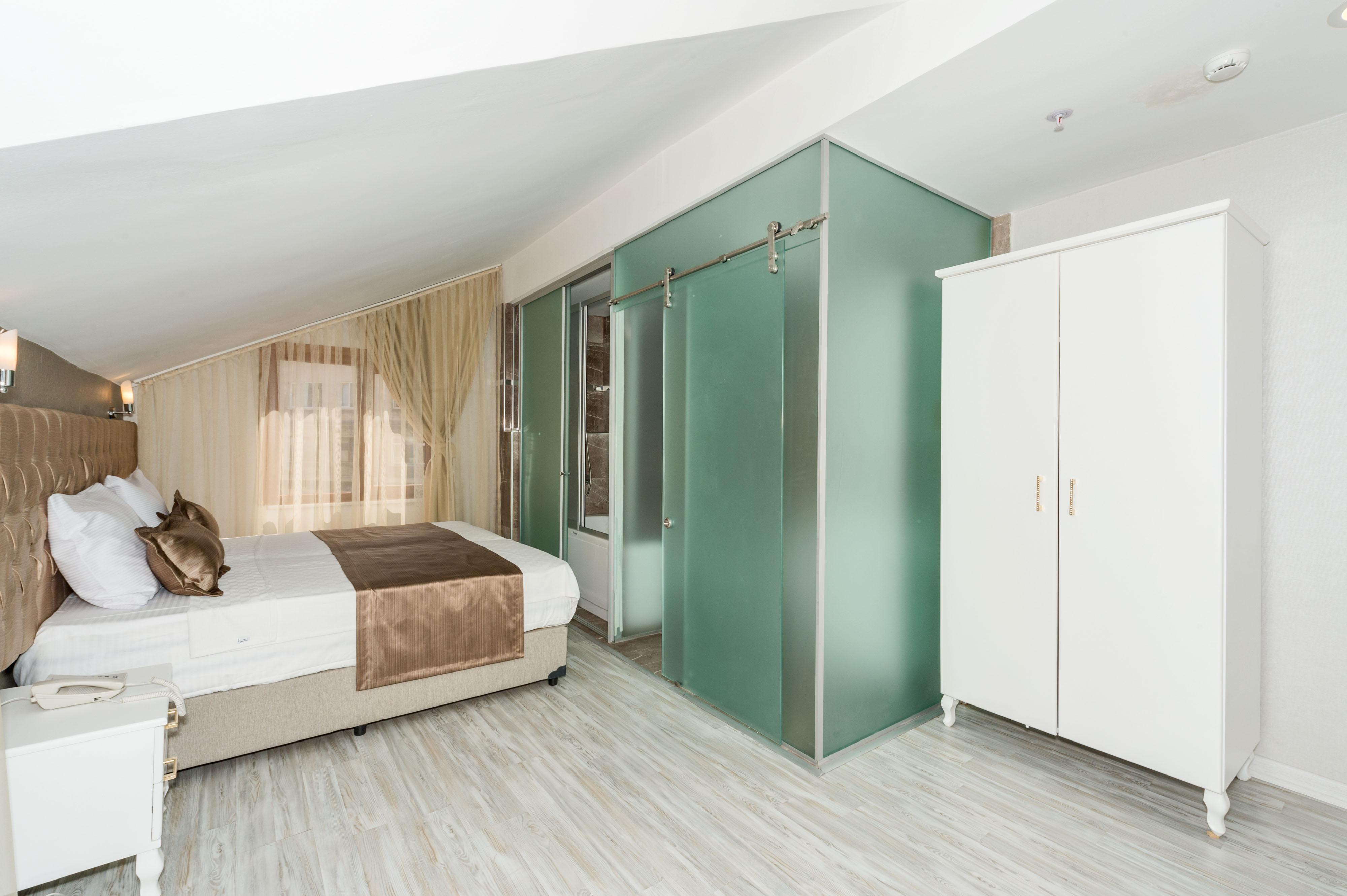 Grand Pamir Hotel 3*