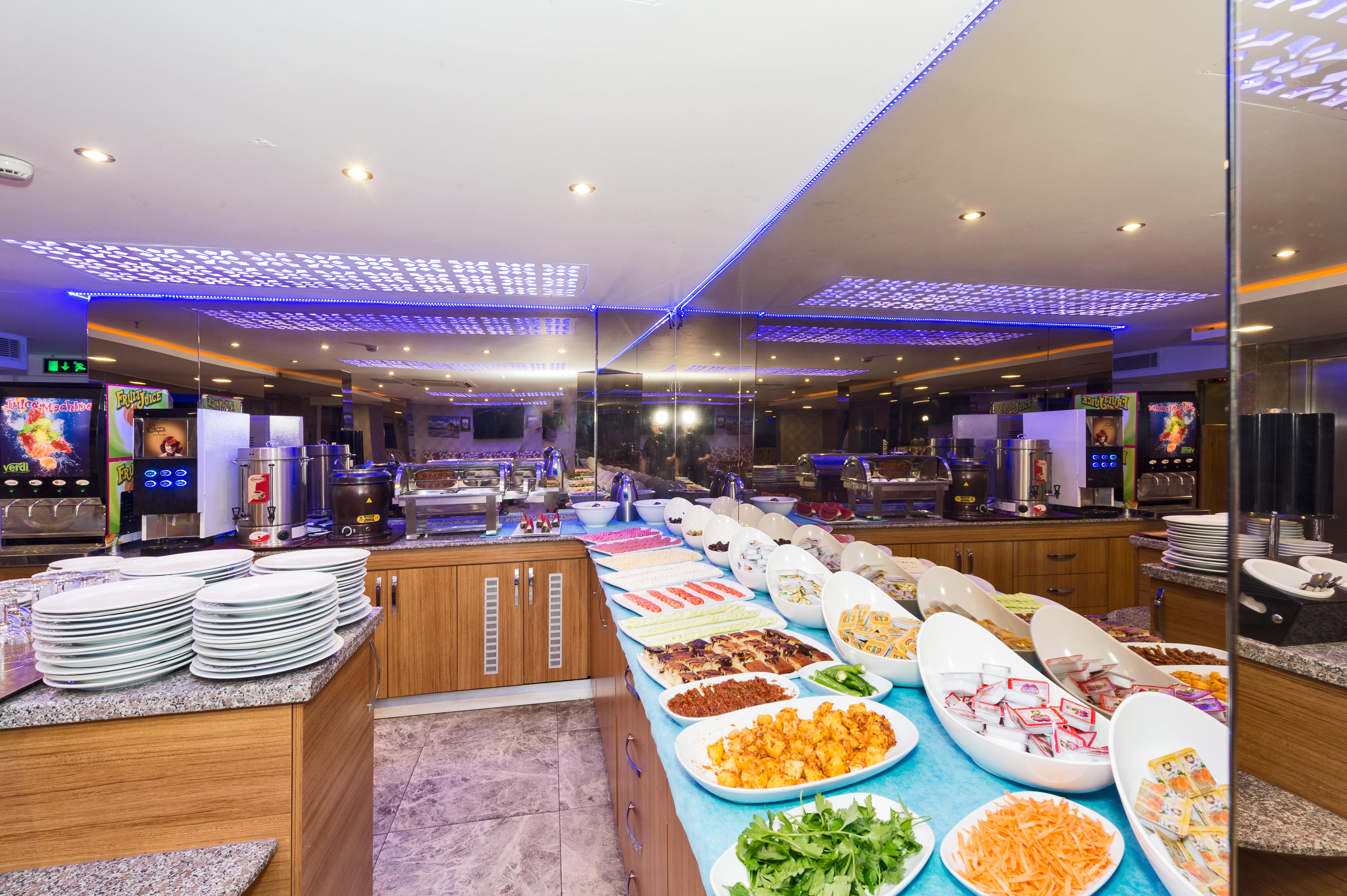 Hotel Grand Pamir