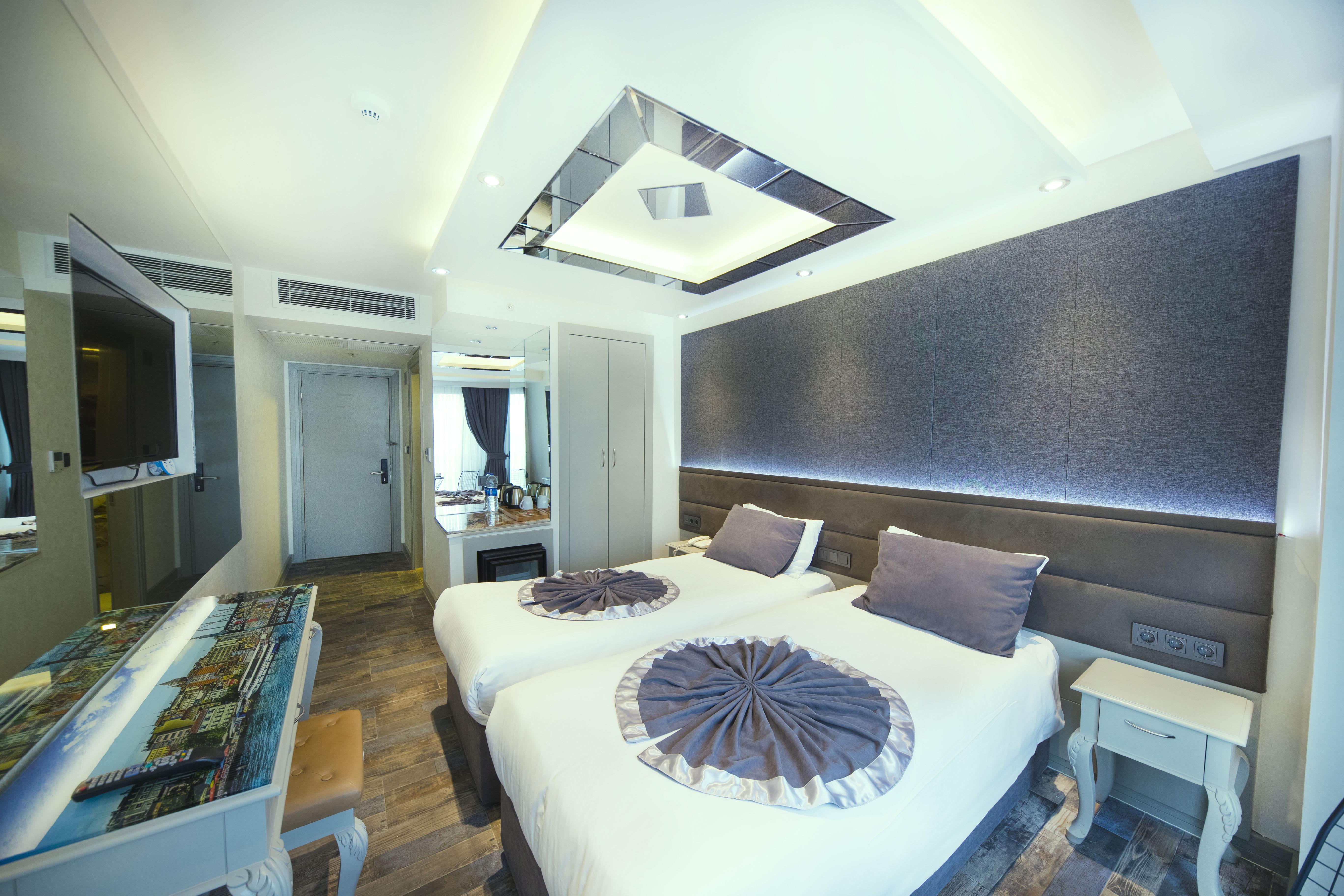 Parmada Hotel