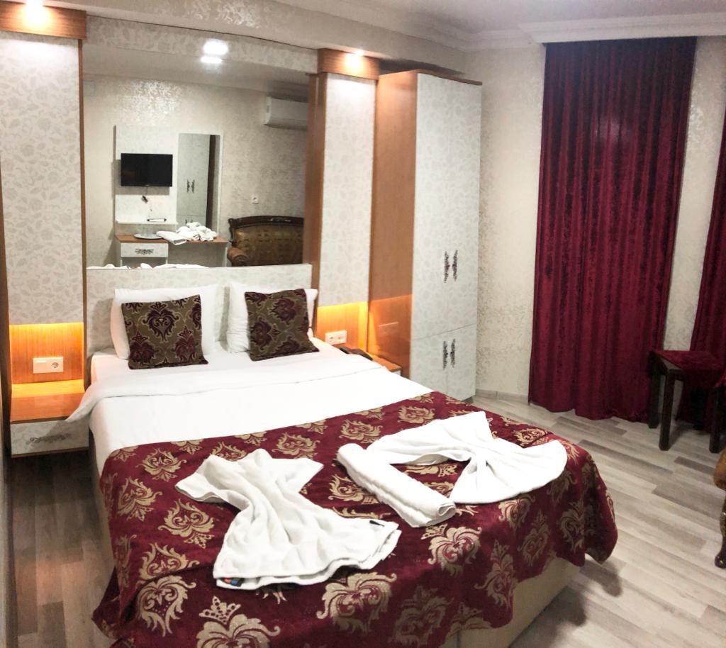 Hotel Theodian