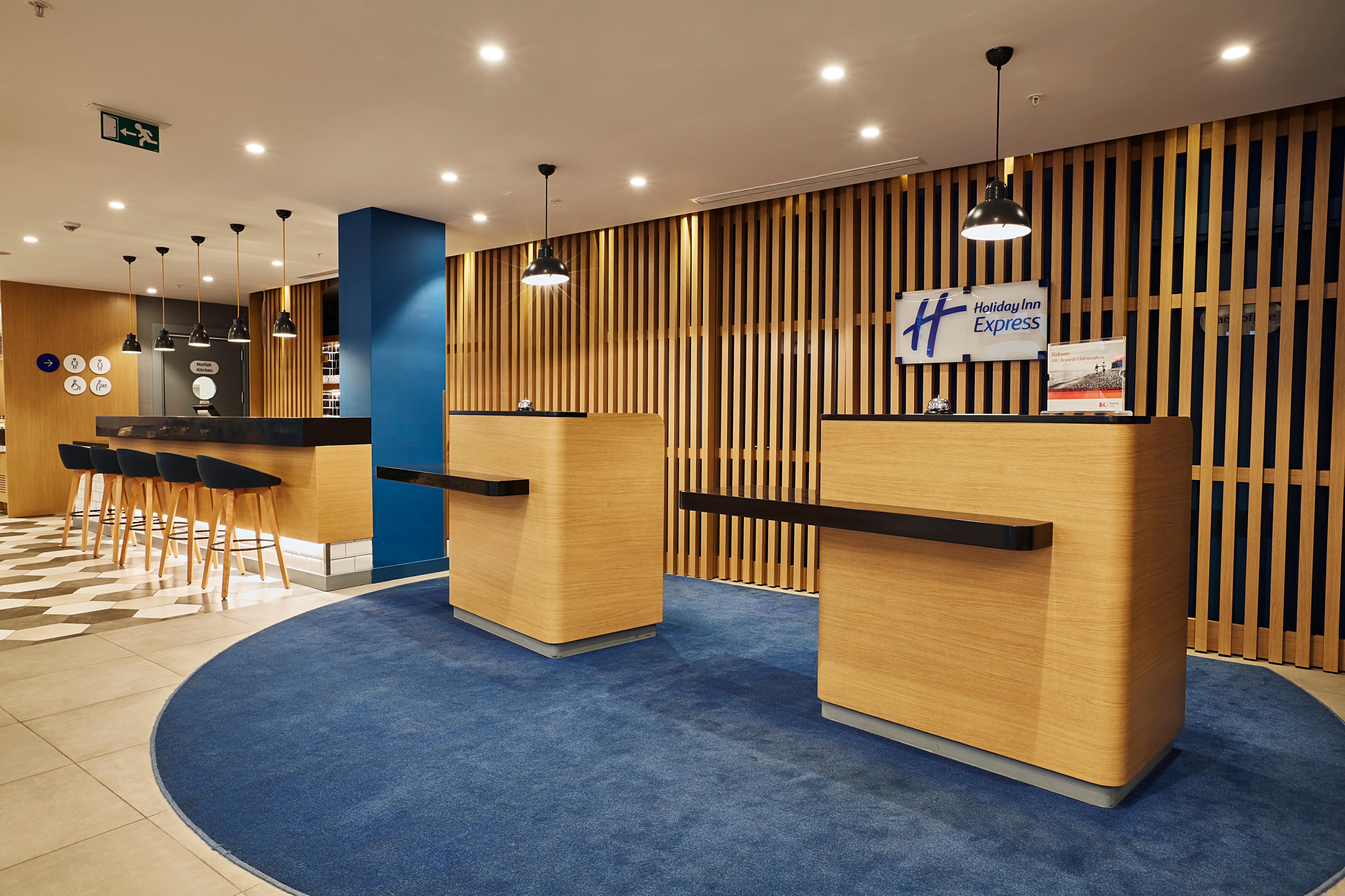 Hotel Express - - Atakoy Metro By Ihg