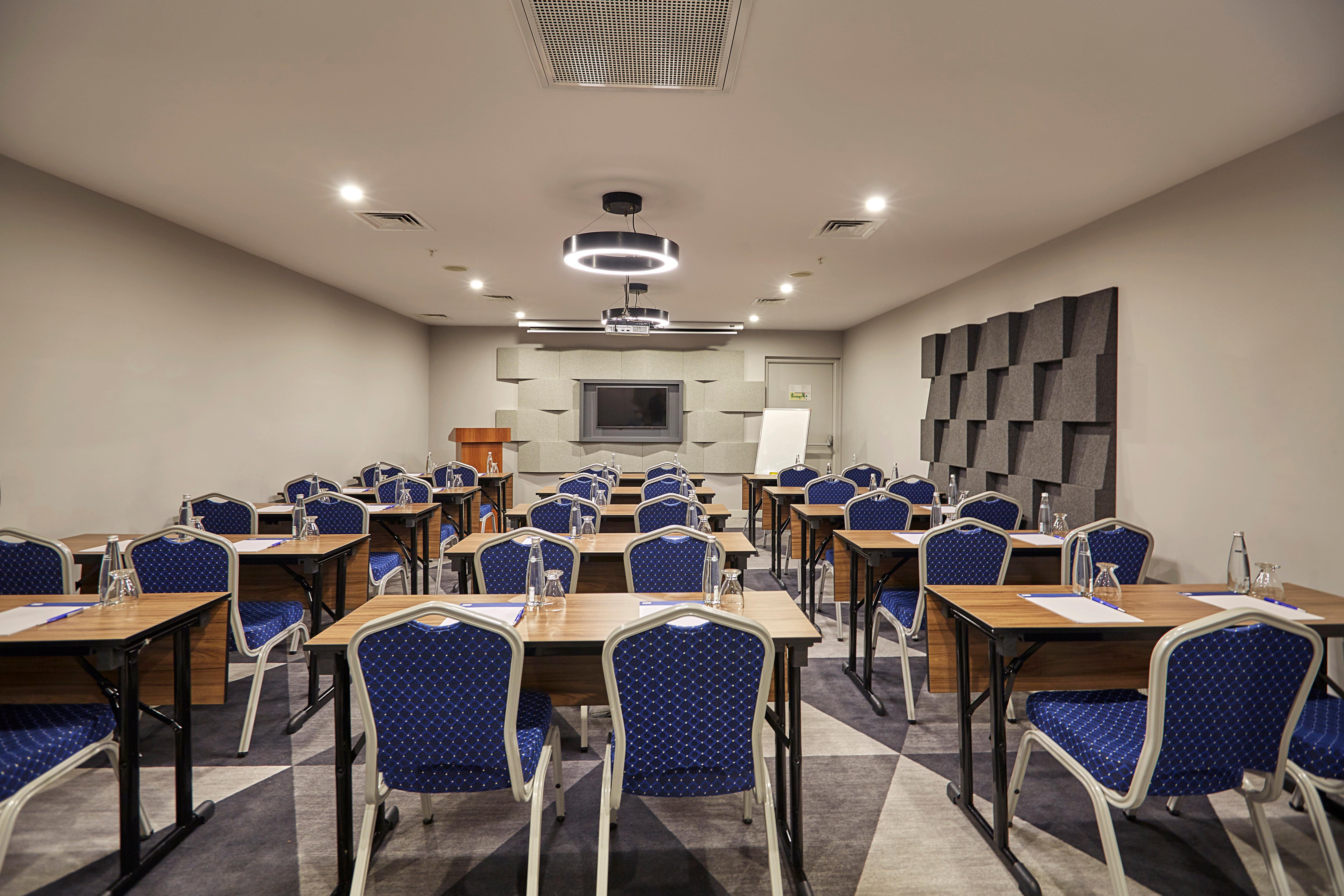 Hotel Express - - Atakoy Metro By Ihg 3*