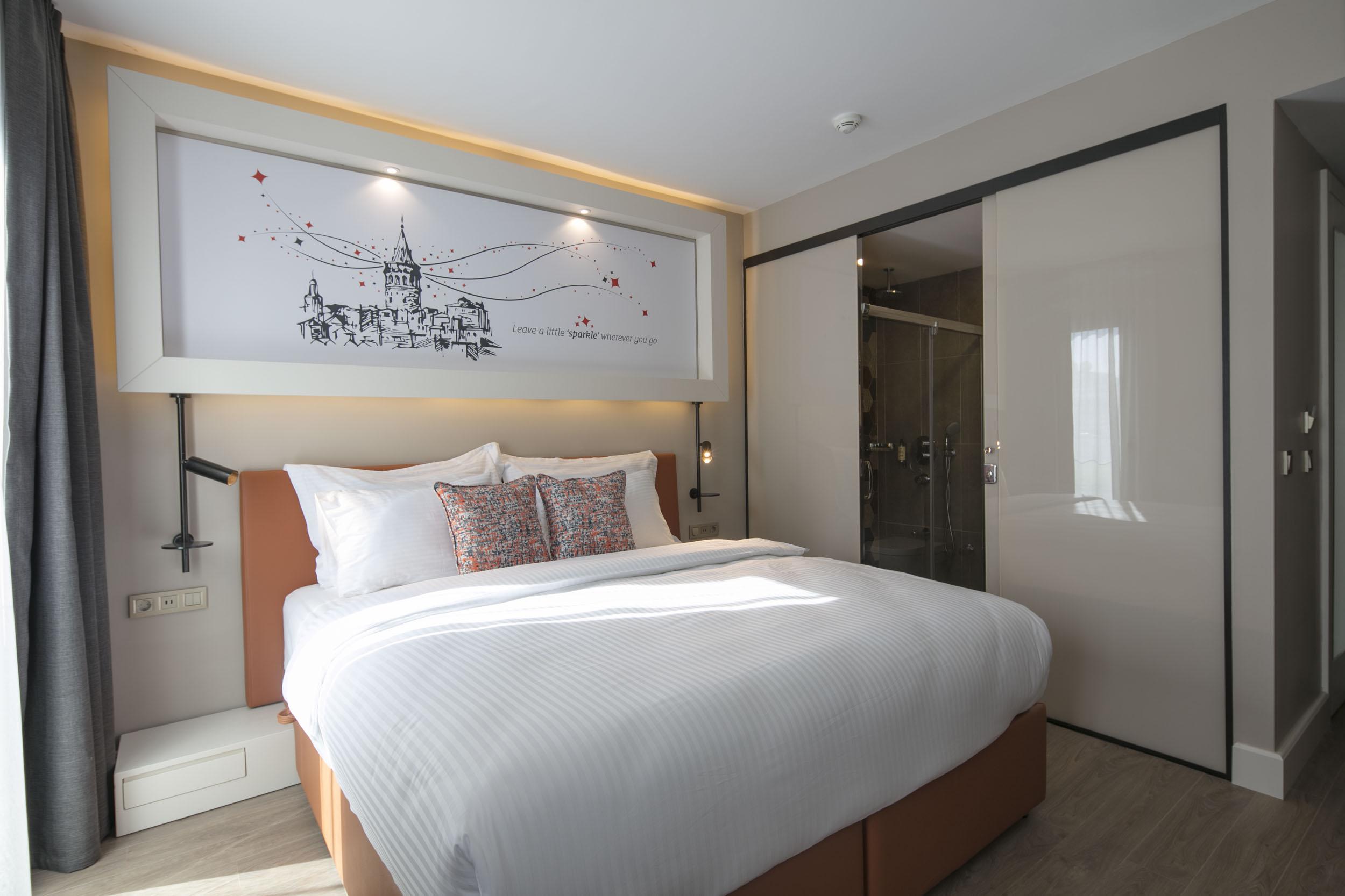 Sparkle Hotel 3*