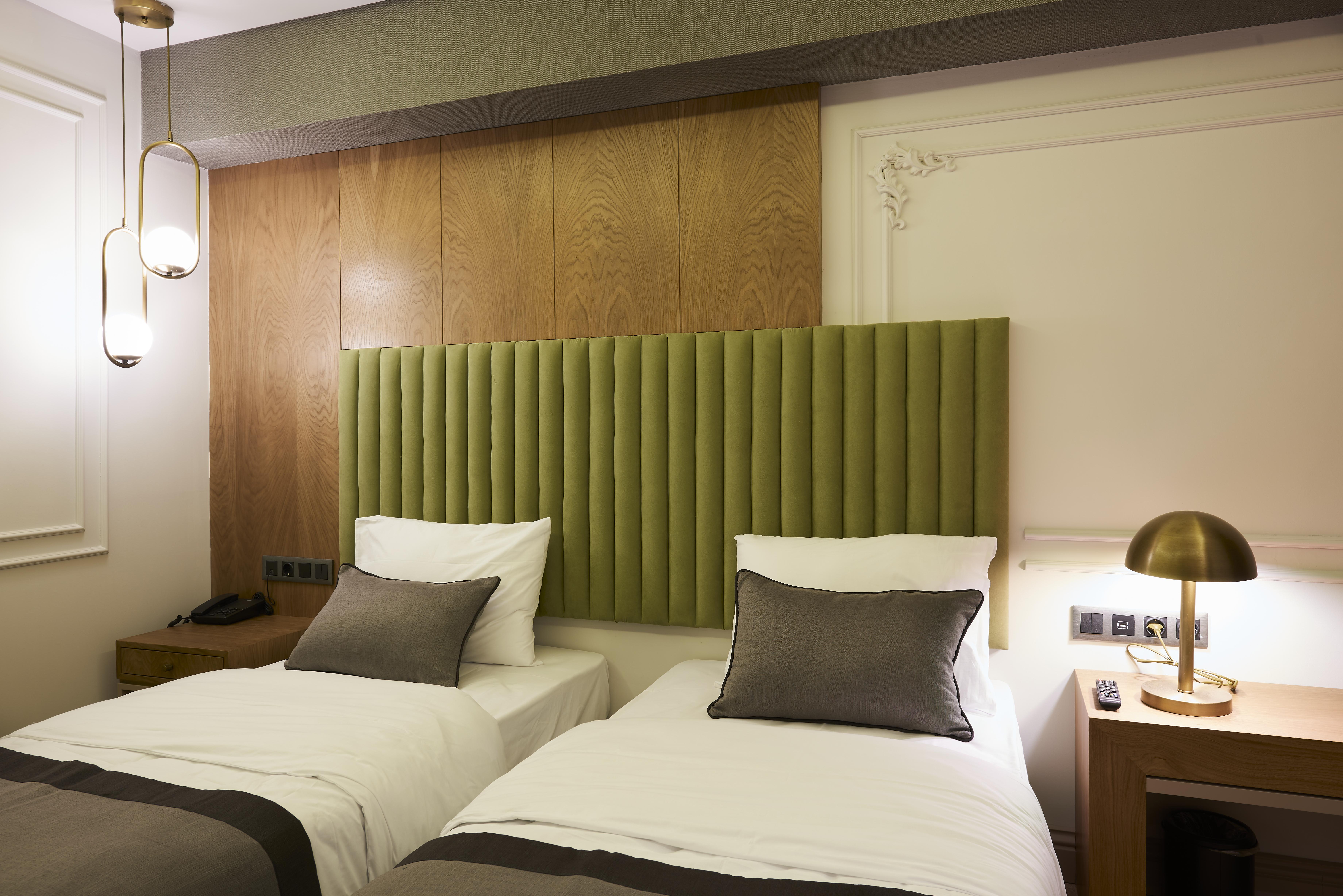 Dundar & Hotel