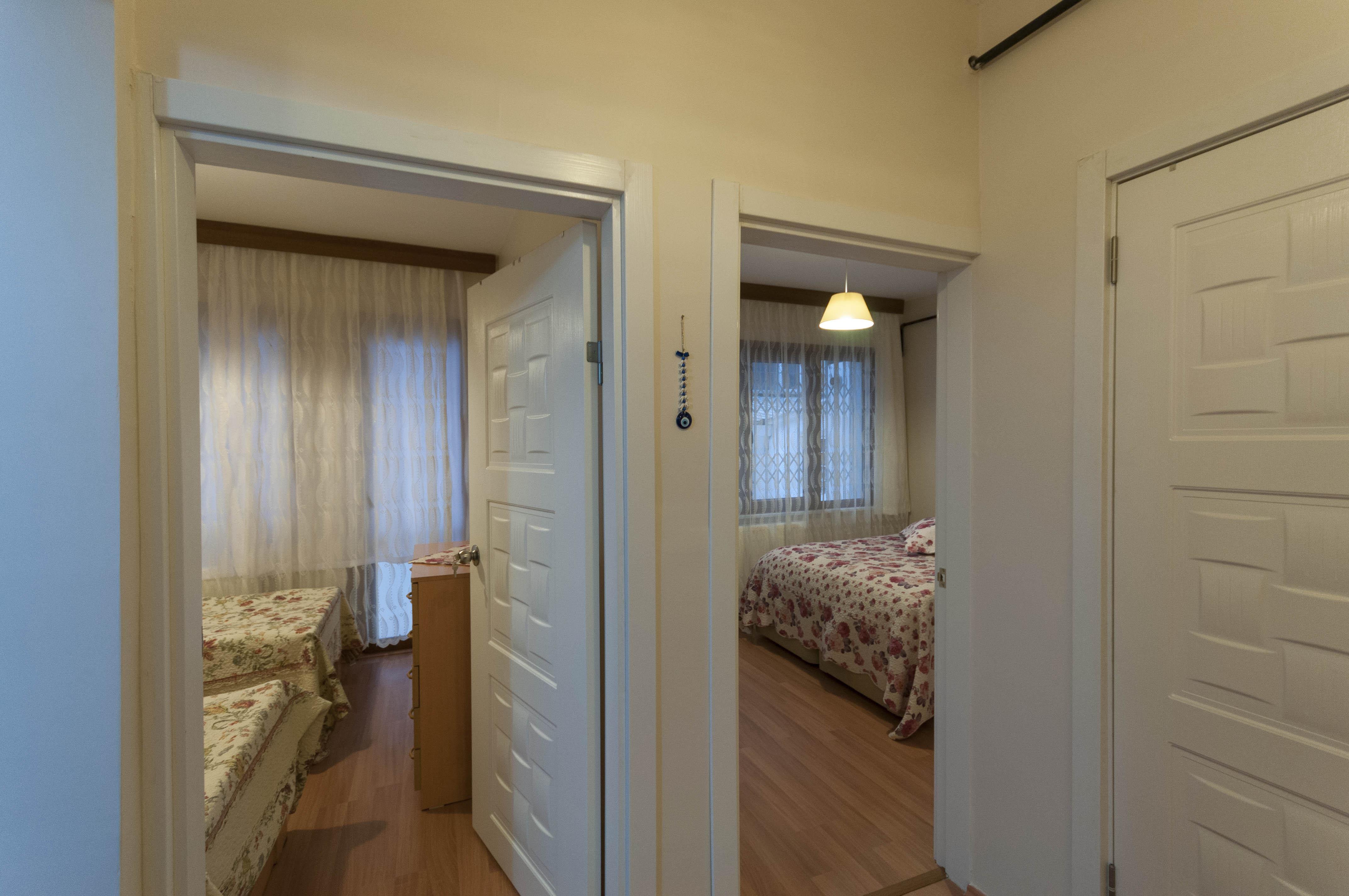 Zendy Hotel 2*