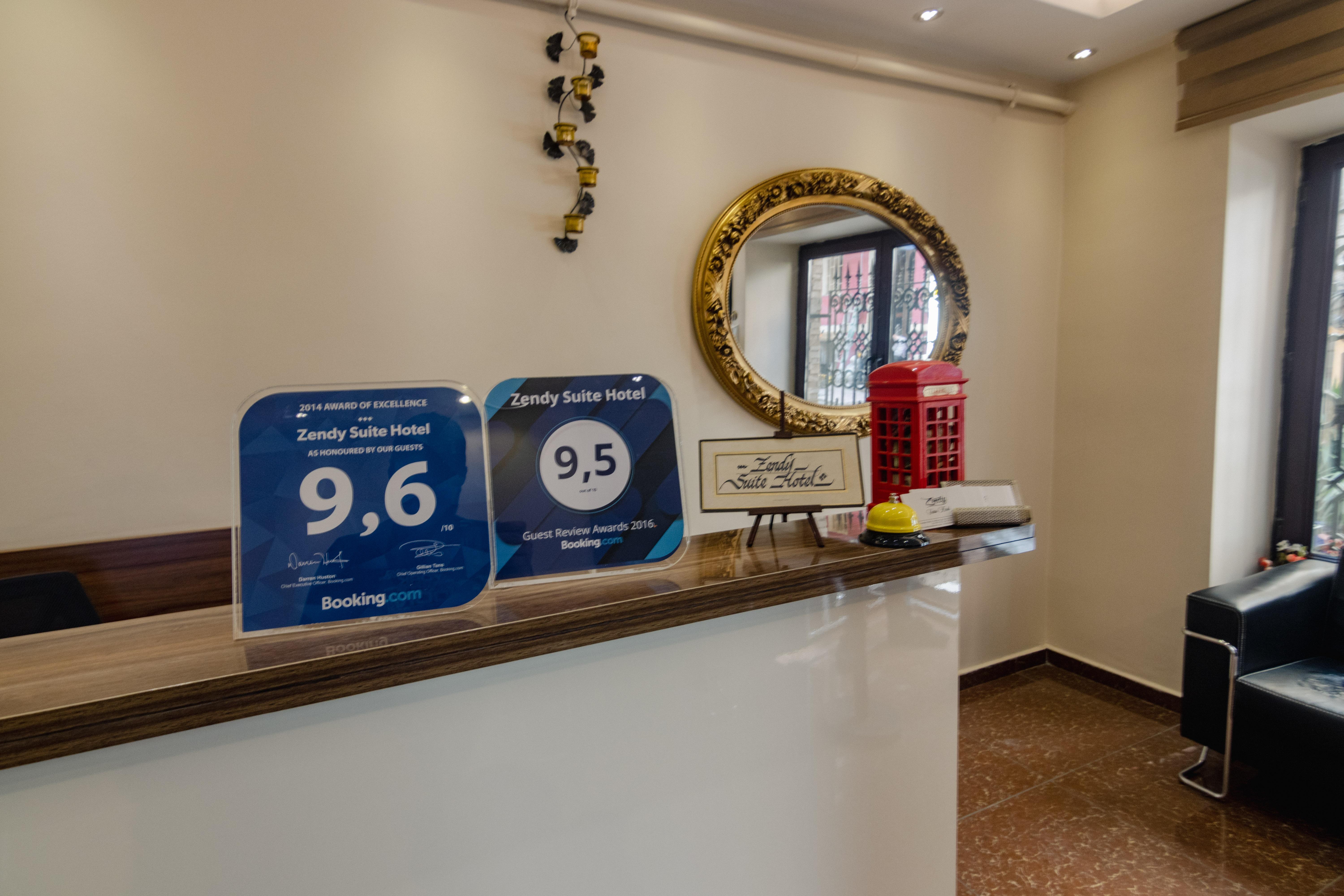 Zendy Hotel 2*