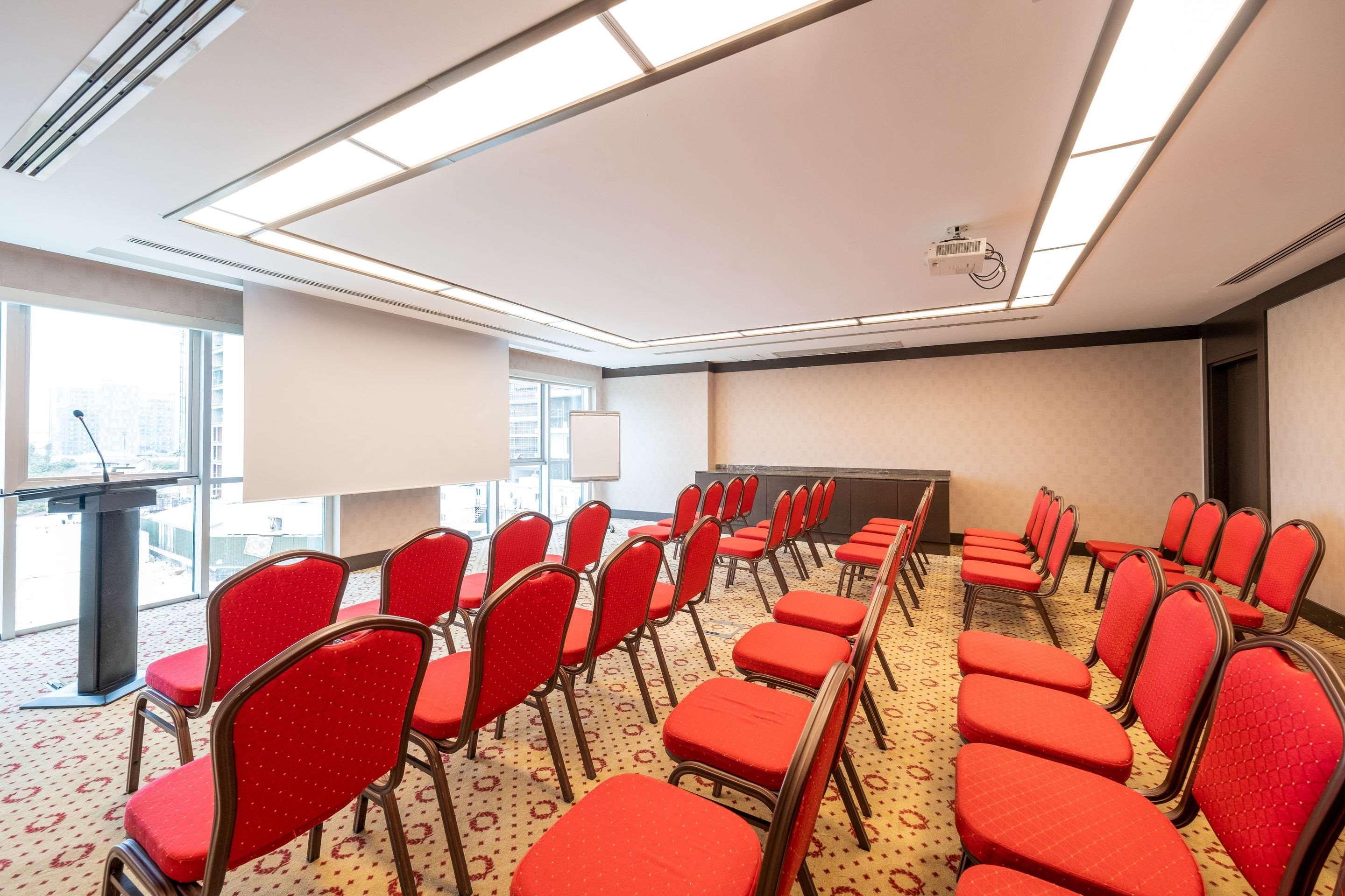Hotel Clarion Mahmutbey Istanbul