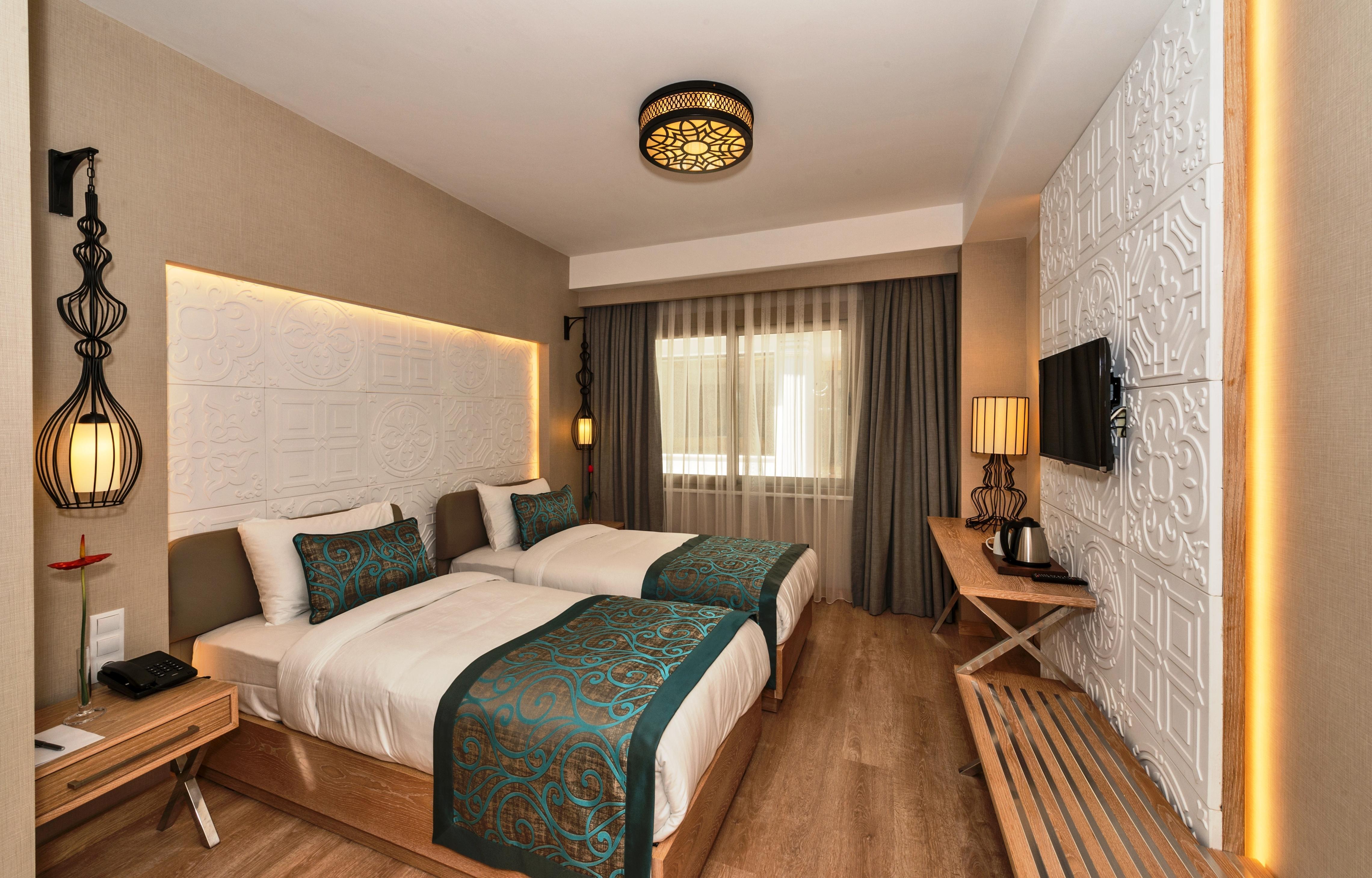 Aybar & Hotel