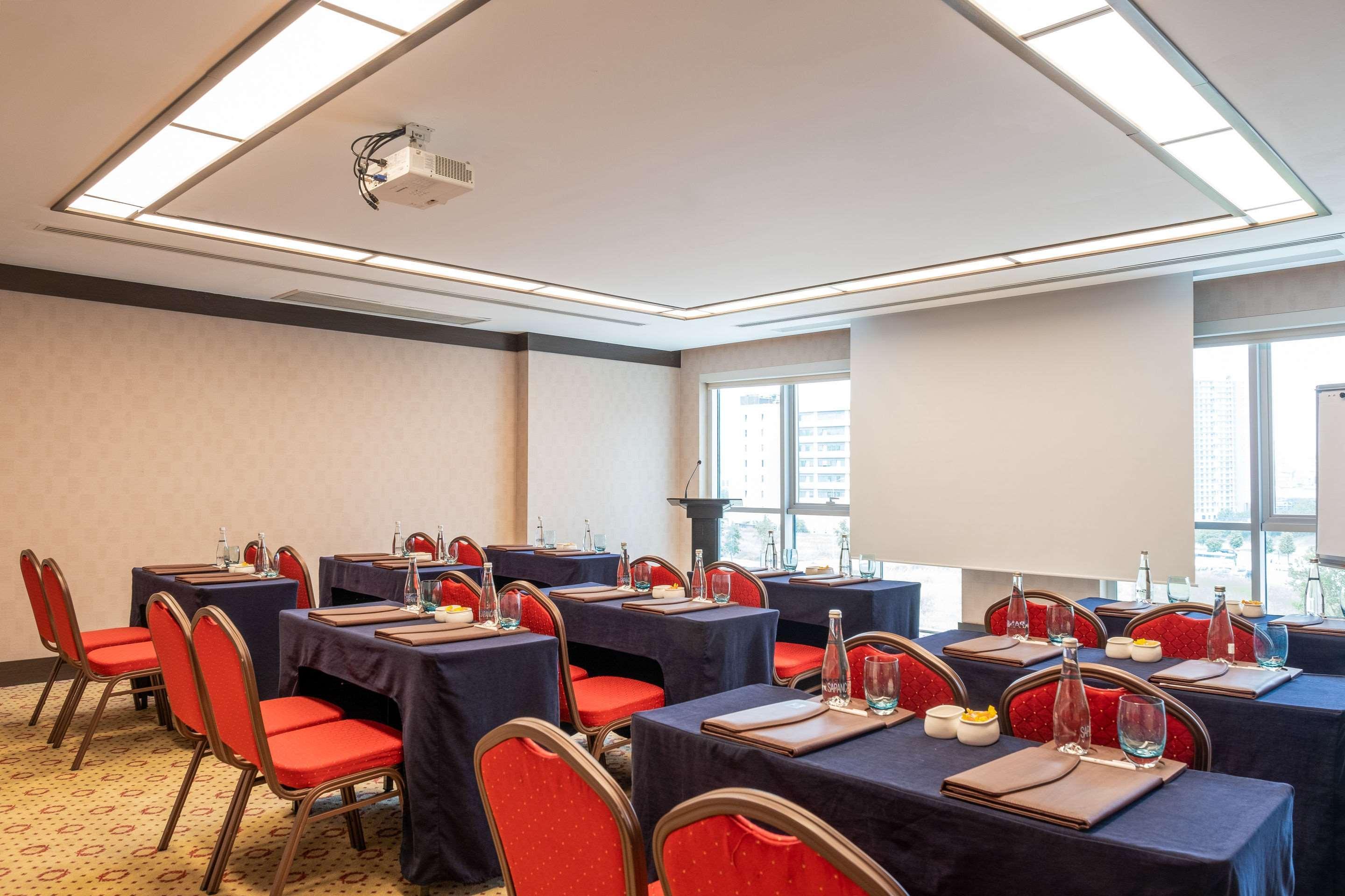 Clarion Mahmutbey Hotel 5*