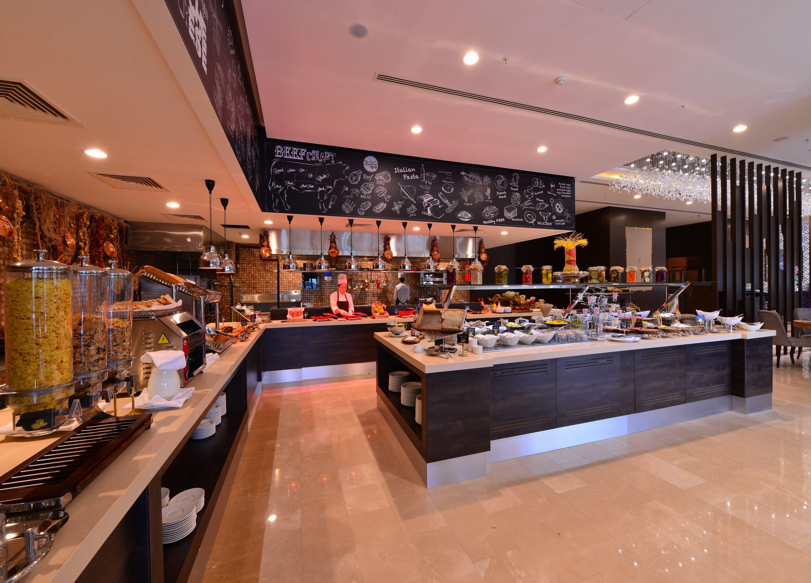 Hotel Clarion Mahmutbey 5*