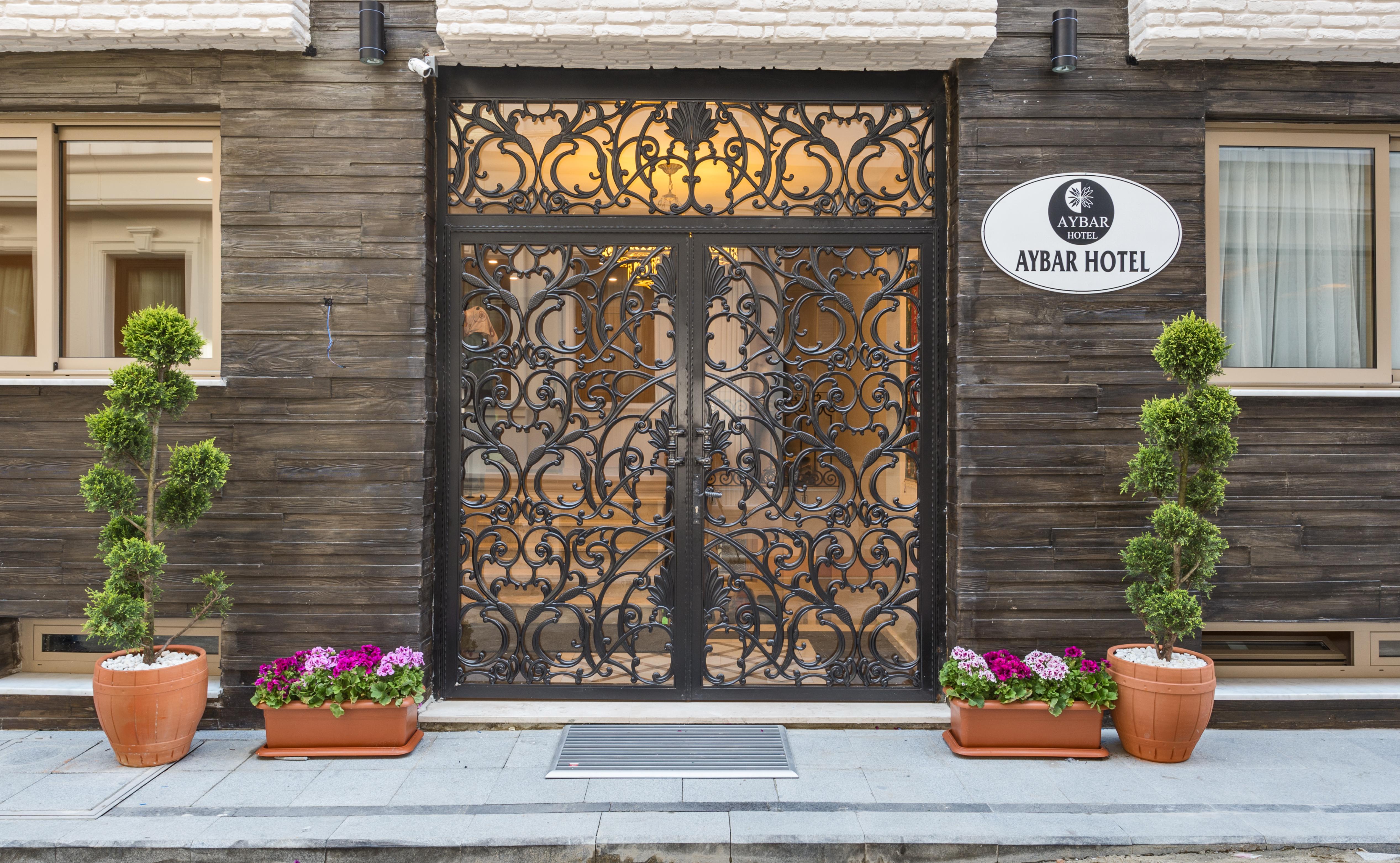 Aybar & 4* Istanbul