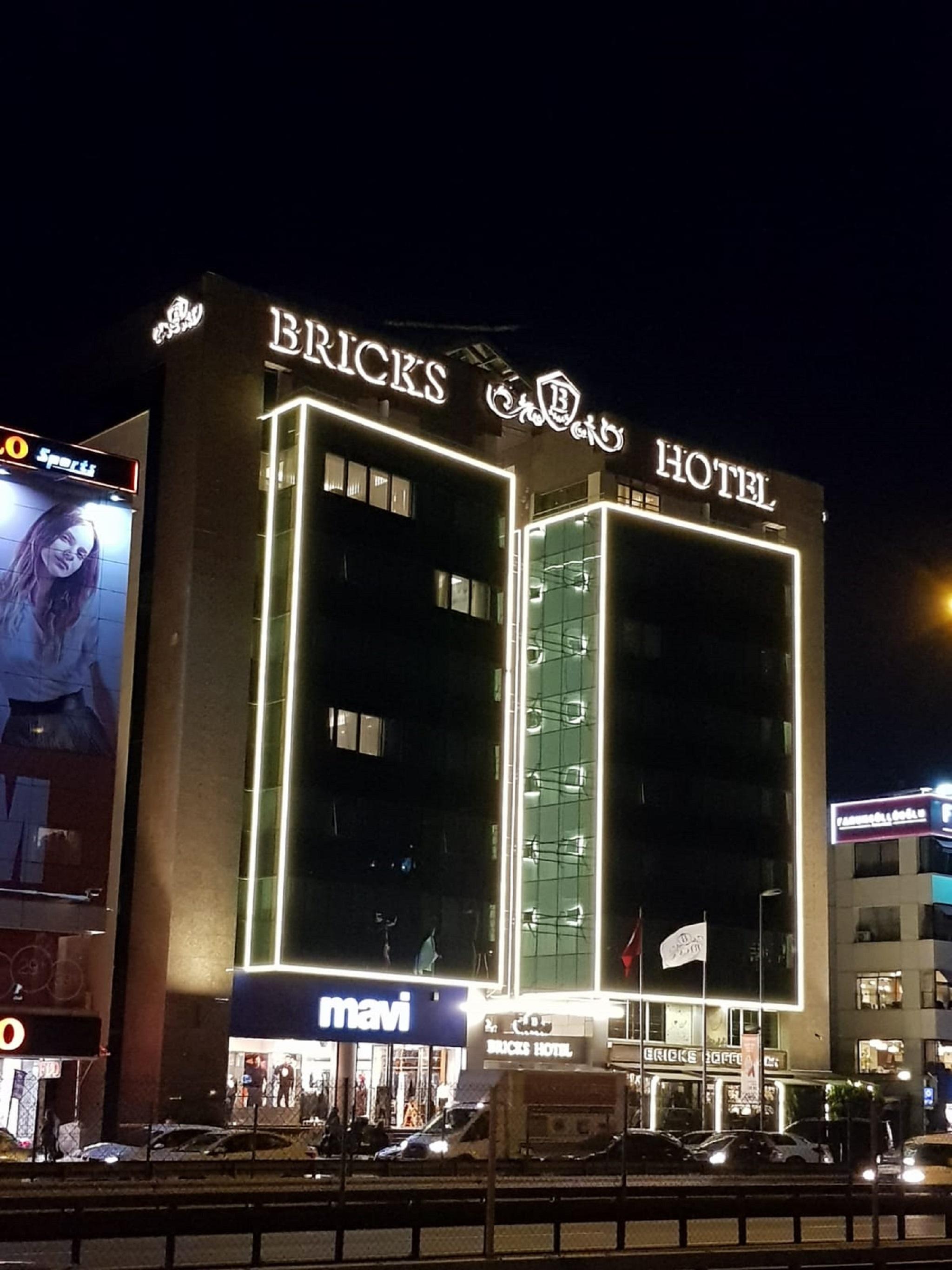 Hotel Bricks
